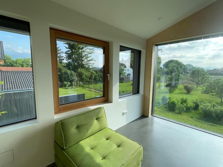Three-Bedroom House photo 2