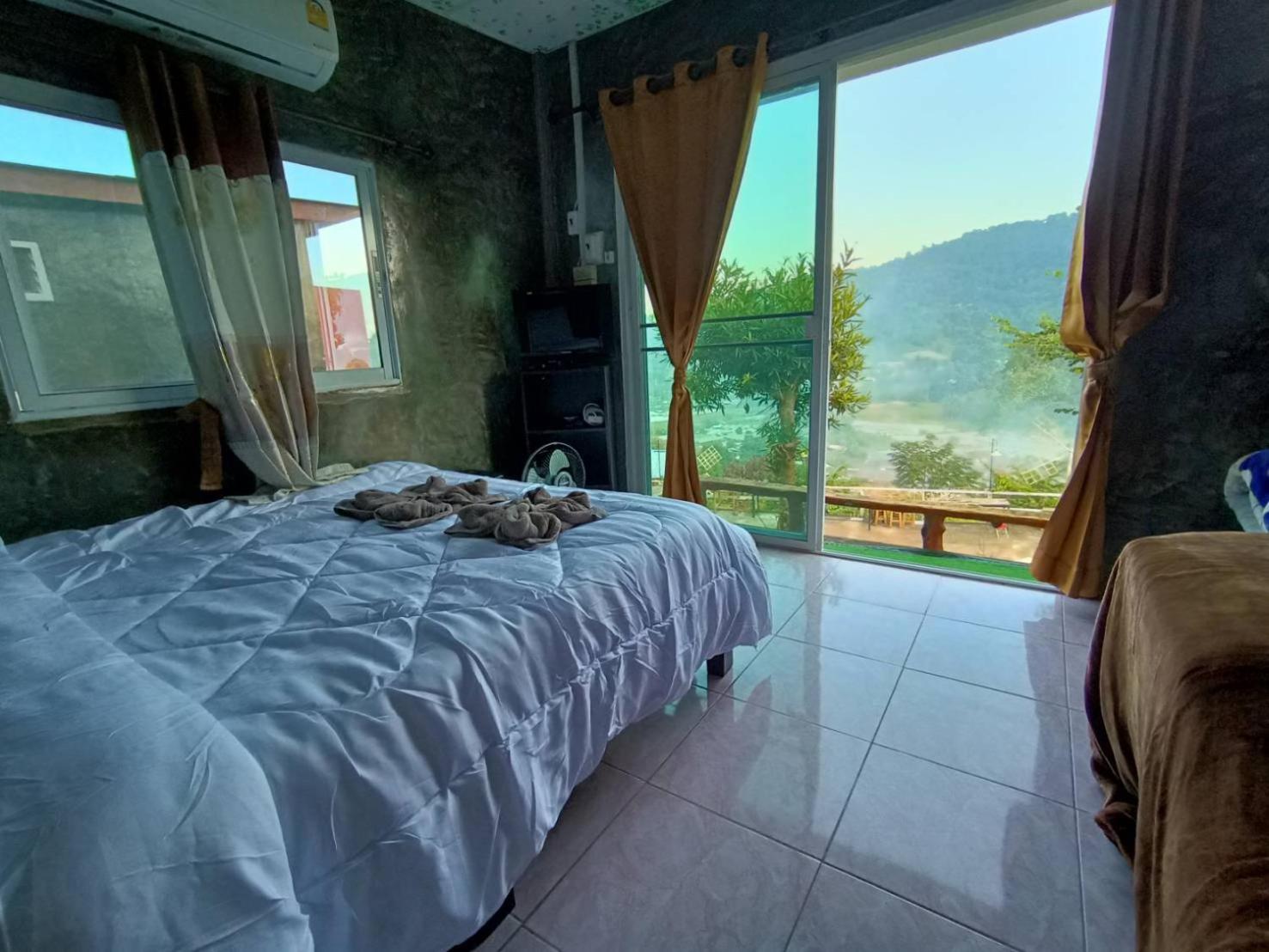 Triple Room with Mountain View - Photo 3