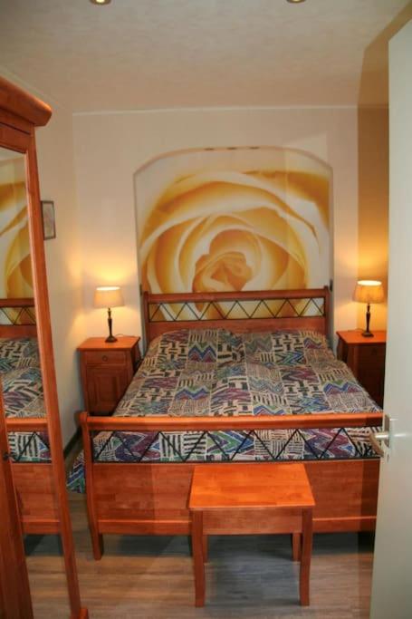 Two-Bedroom House photo 3