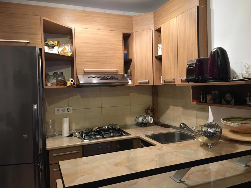 Apartment with Terrace - Photo 10