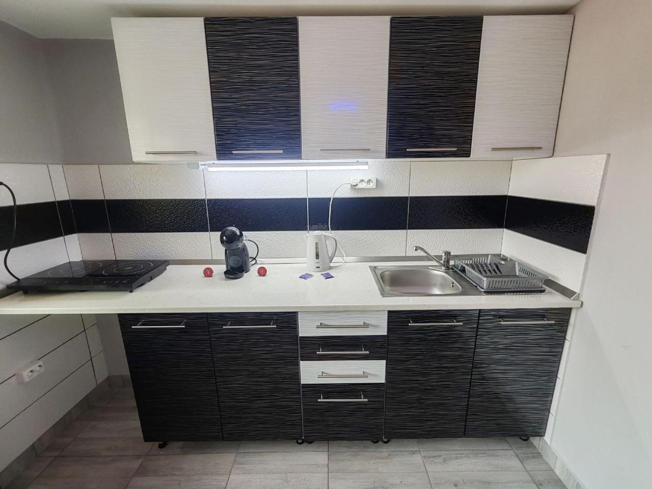 Deluxe Family Suite photo 1