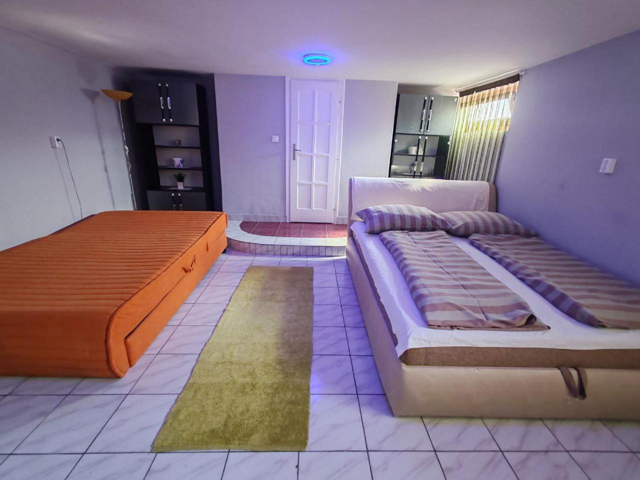Deluxe Family Suite photo 3