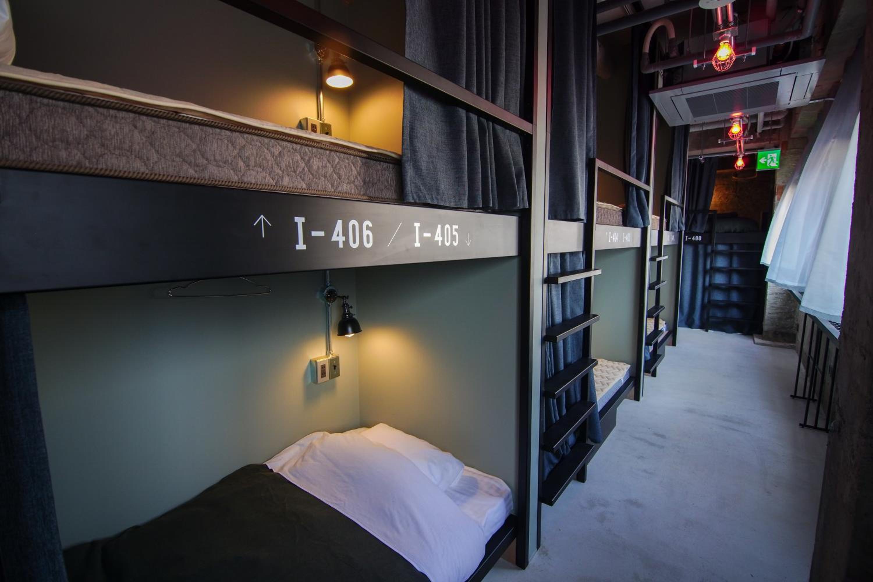 Single Bed in Dormitory Room photo 1