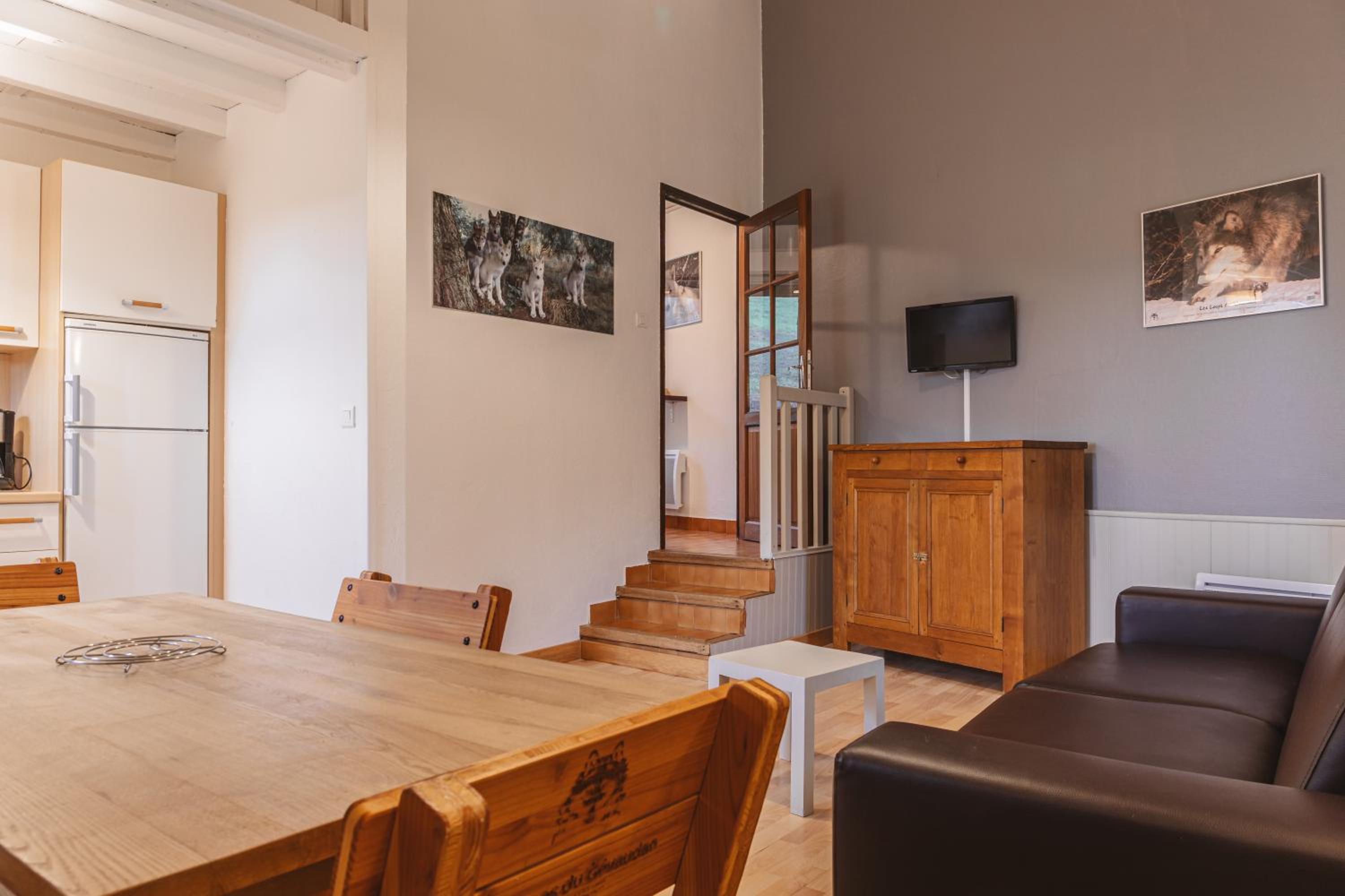 Three-Bedroom House photo 1