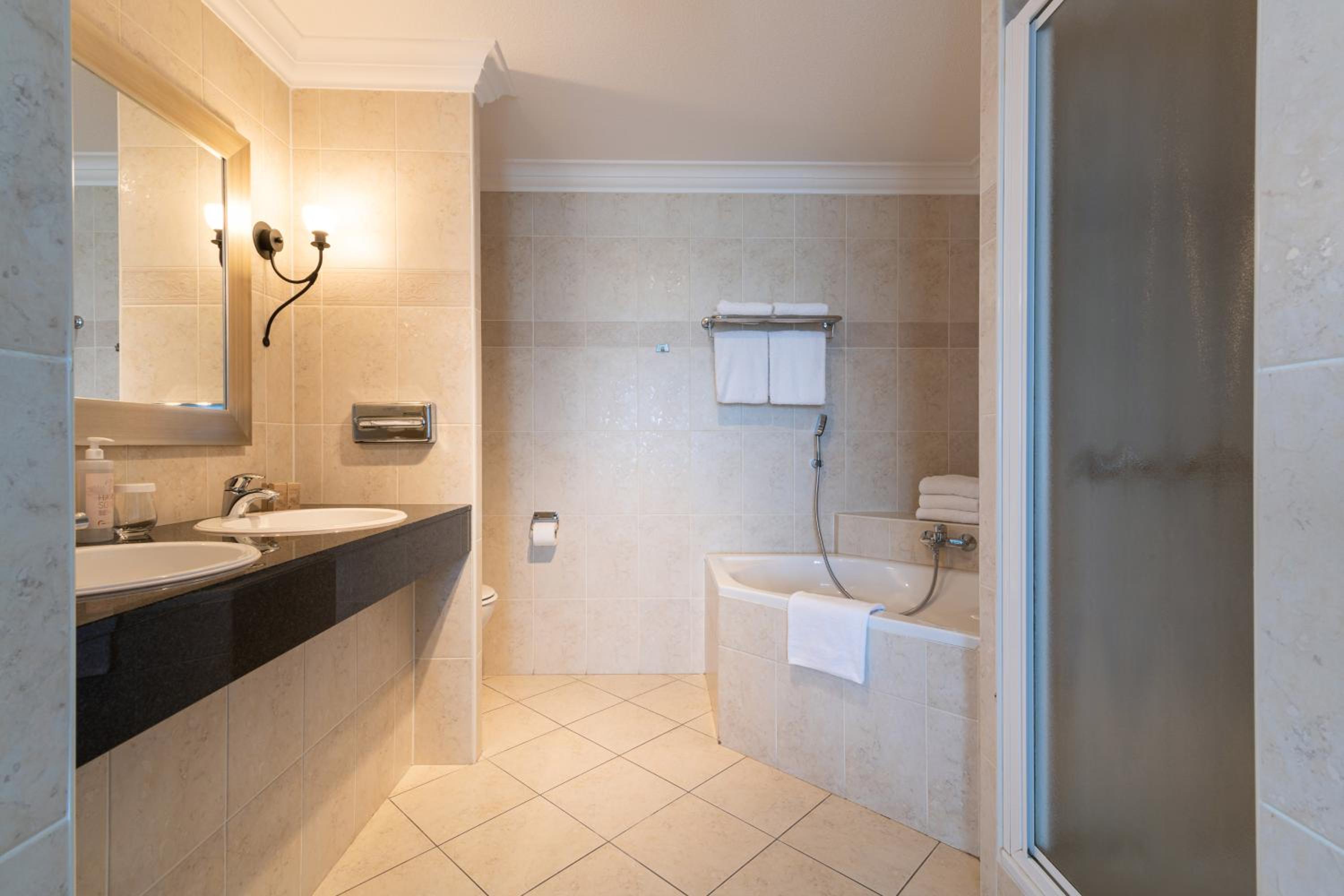 Junior Suite - Photo 5