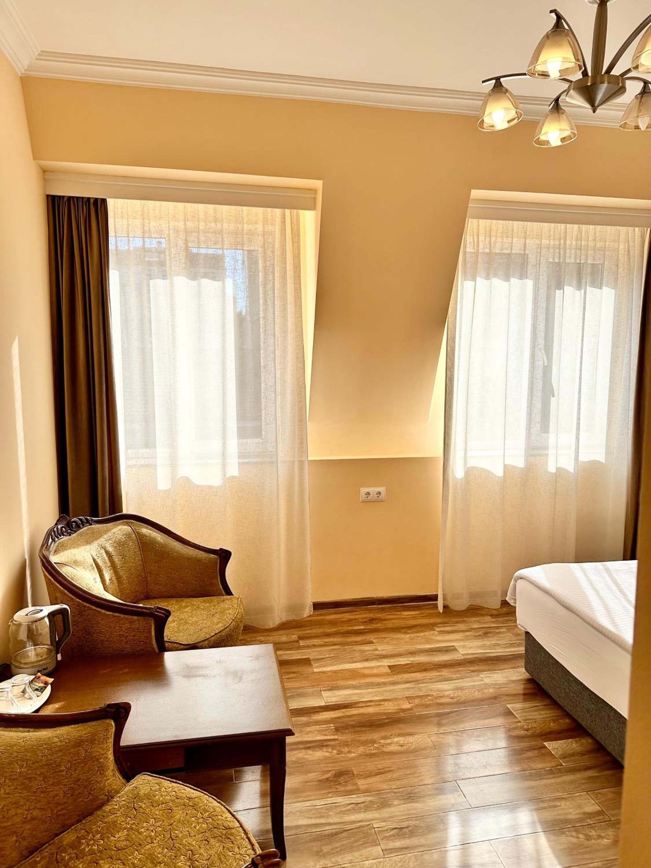 Double Room With Private Bathroom