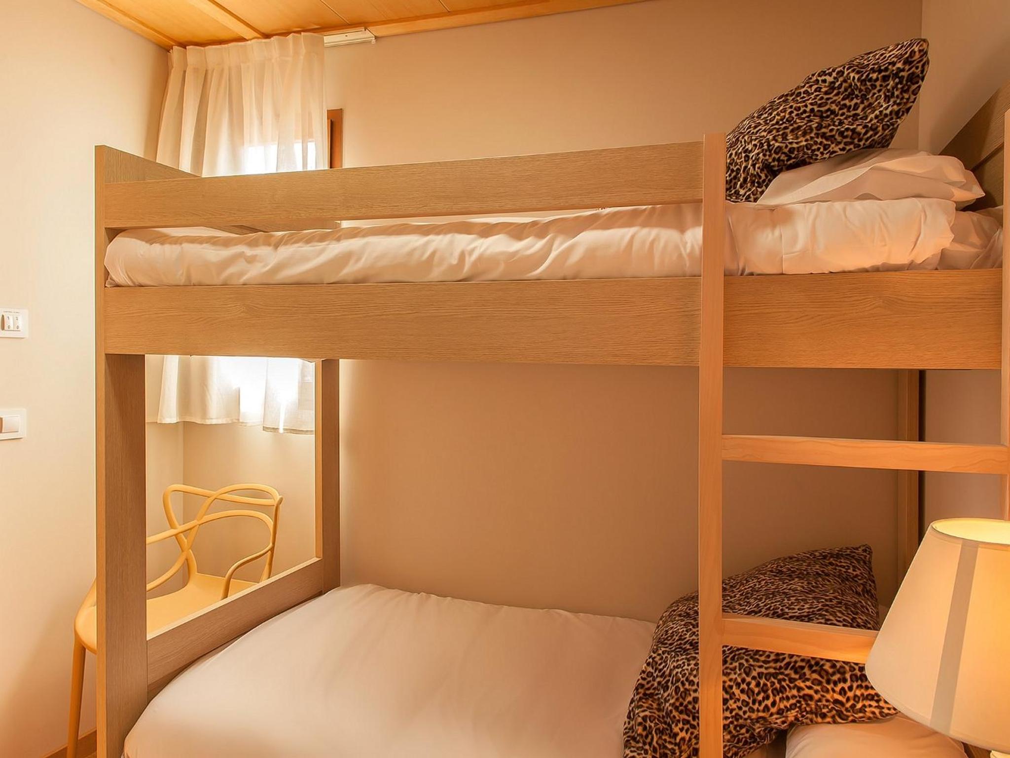 Bungalow de dos dormitorios (2 adultos) con acceso al Parque Terra Natura