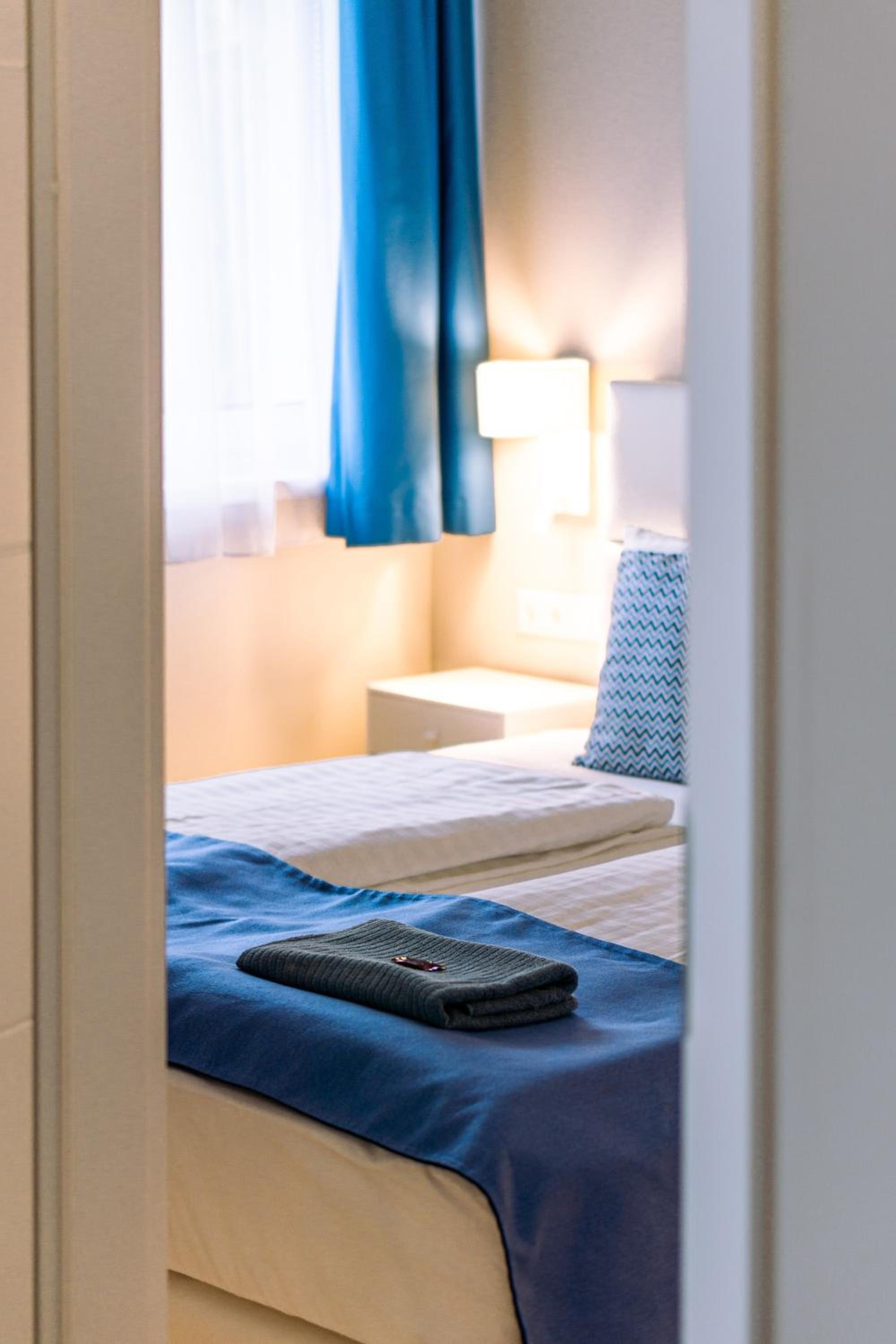 Two-Bedroom Apartment - Photo 34