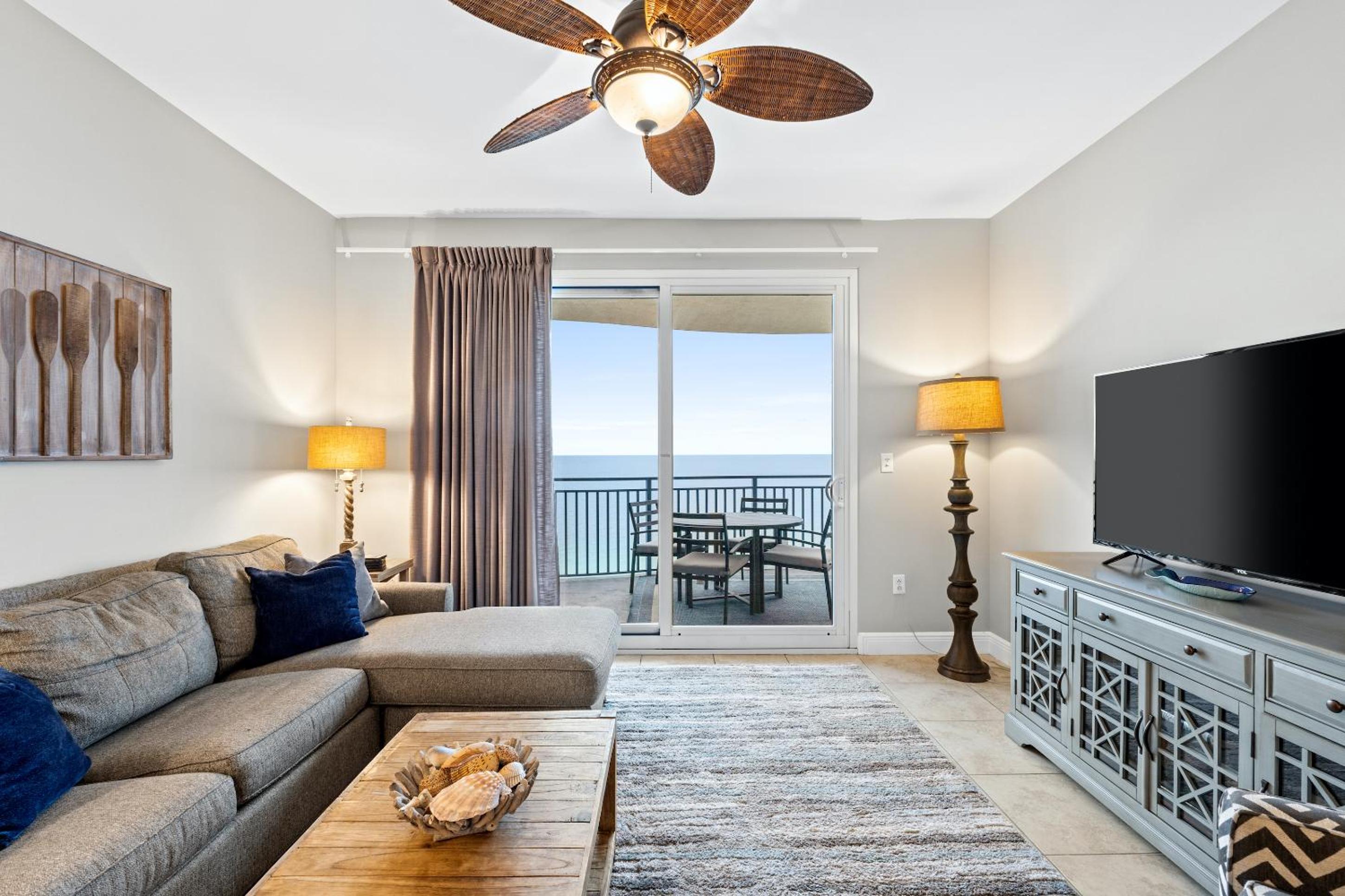 Apartment with Sea View photo 1