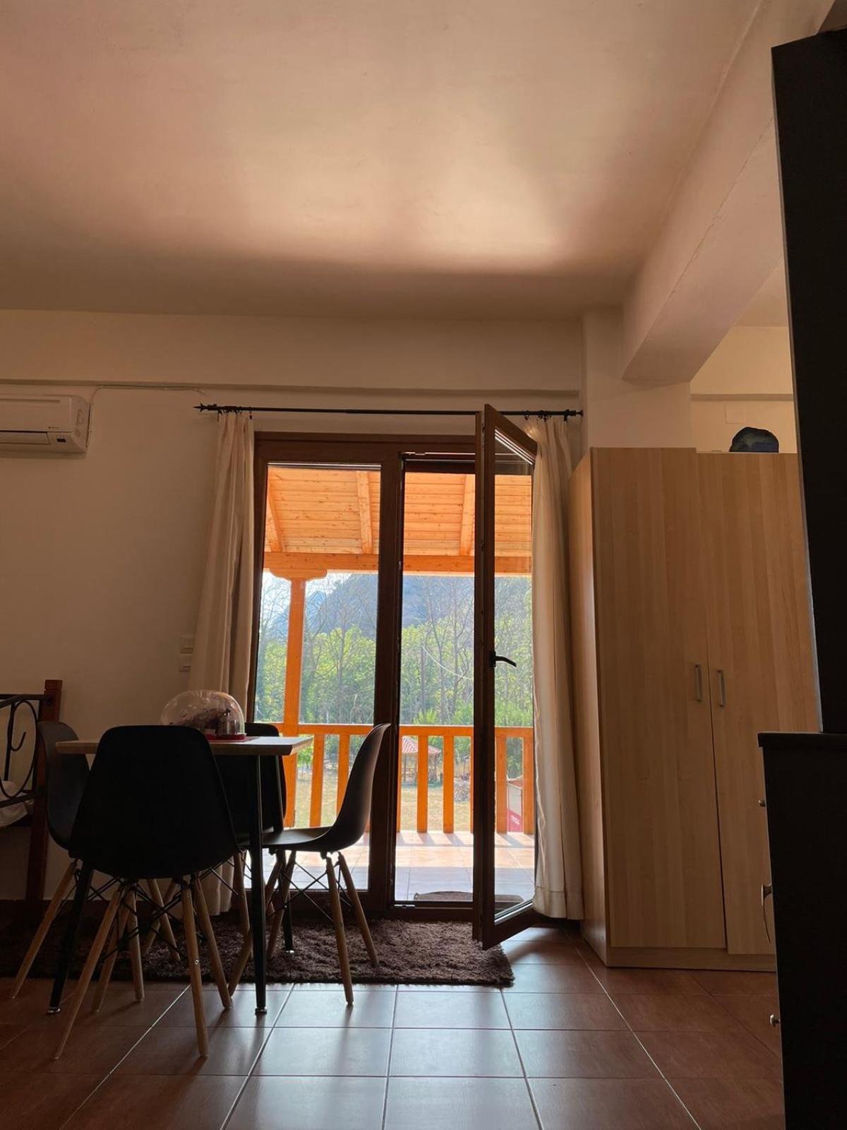 Triple Room with Terrace photo 3