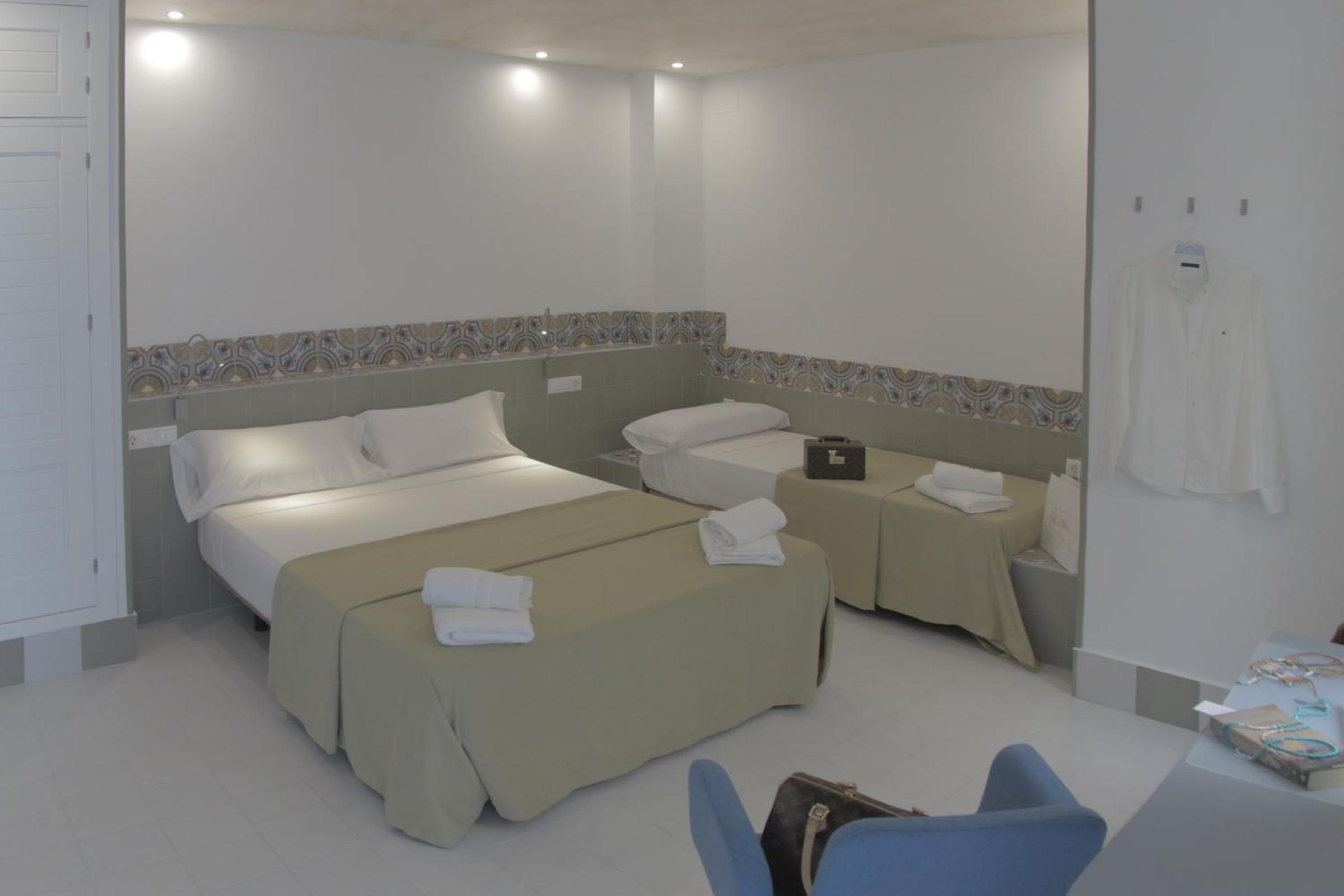 Habitación Triple Básica