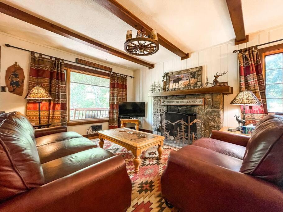 Three-Bedroom House photo 1