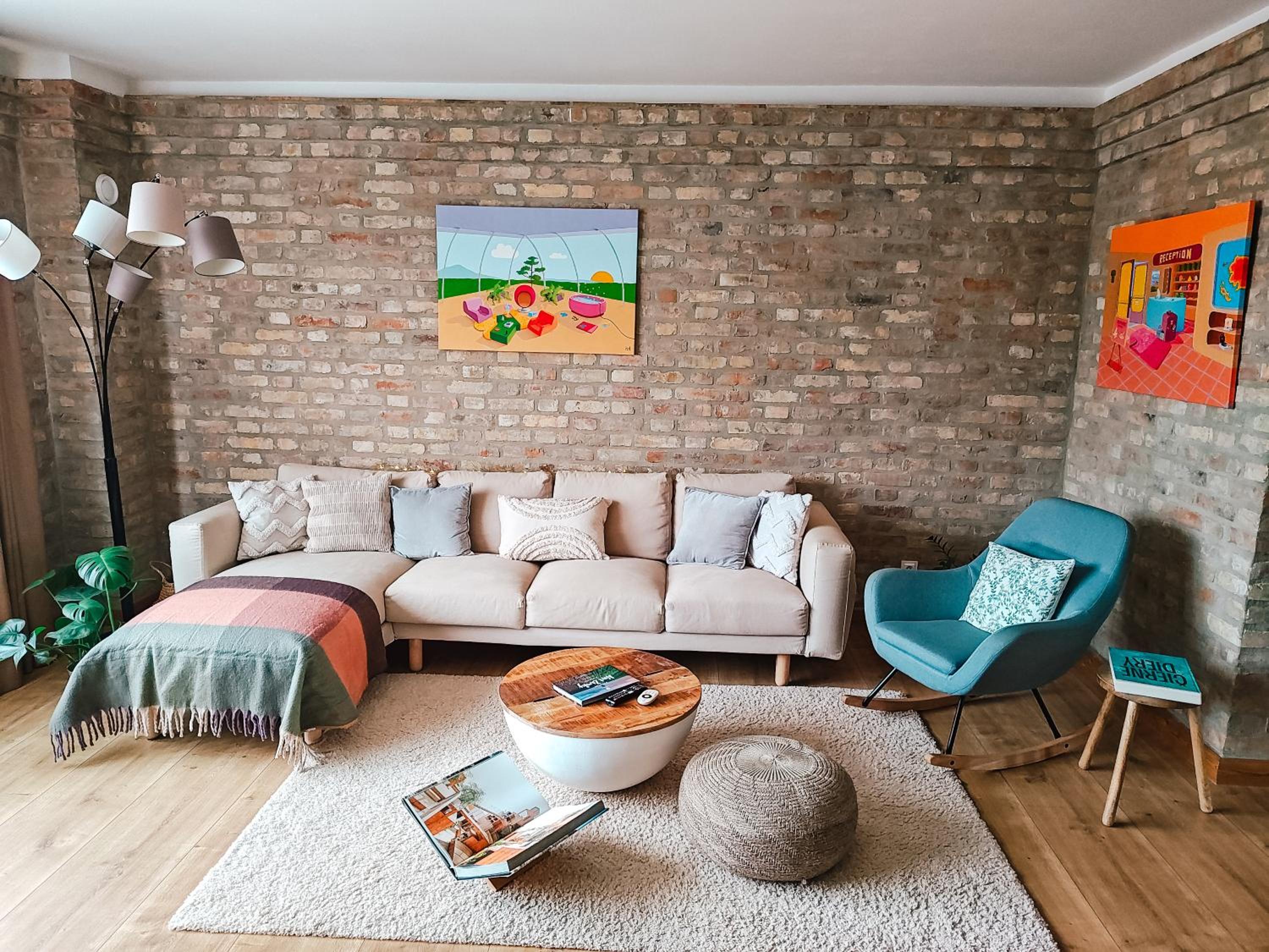 Three-Bedroom Apartment - Photo 16