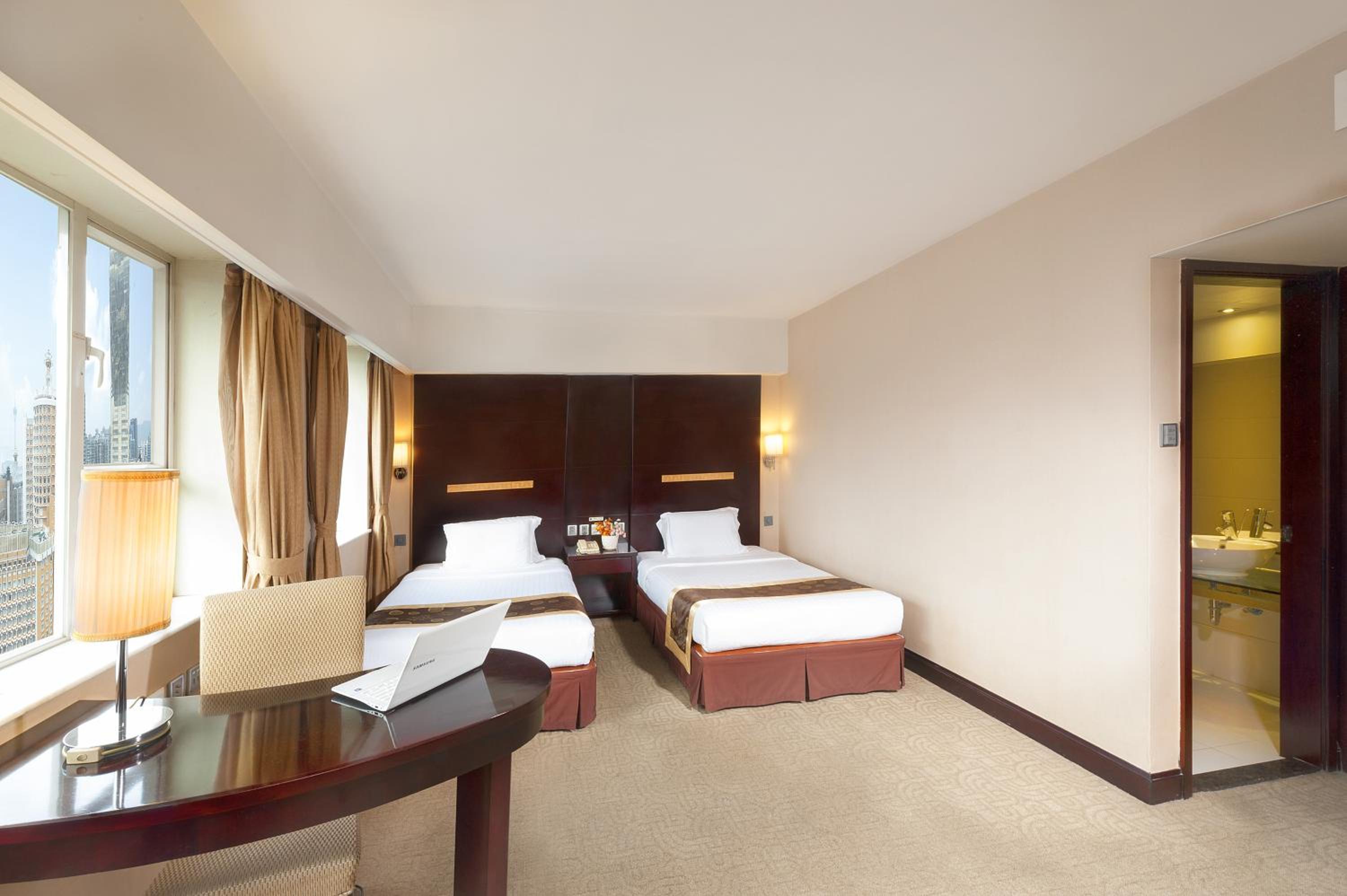 Superior Twin Room photo 2