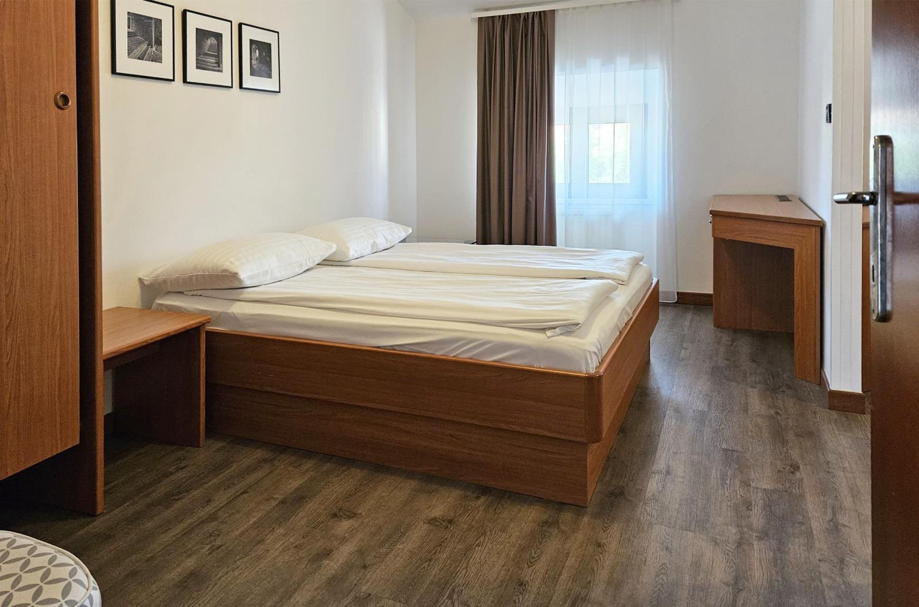 Quadruple Room - Photo 1