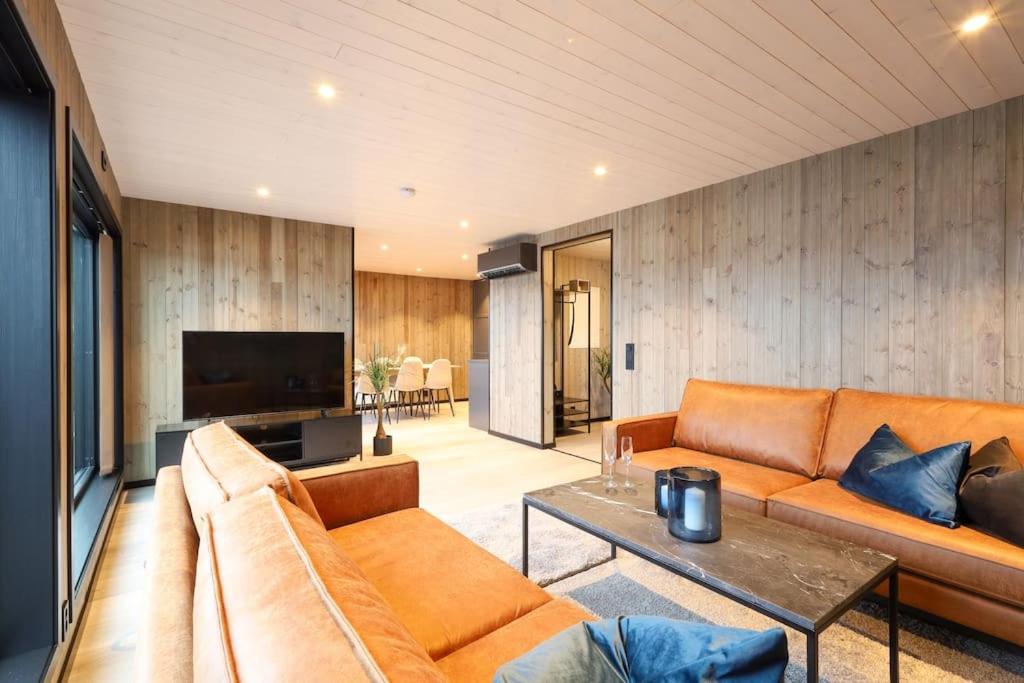 Three-Bedroom House photo 1