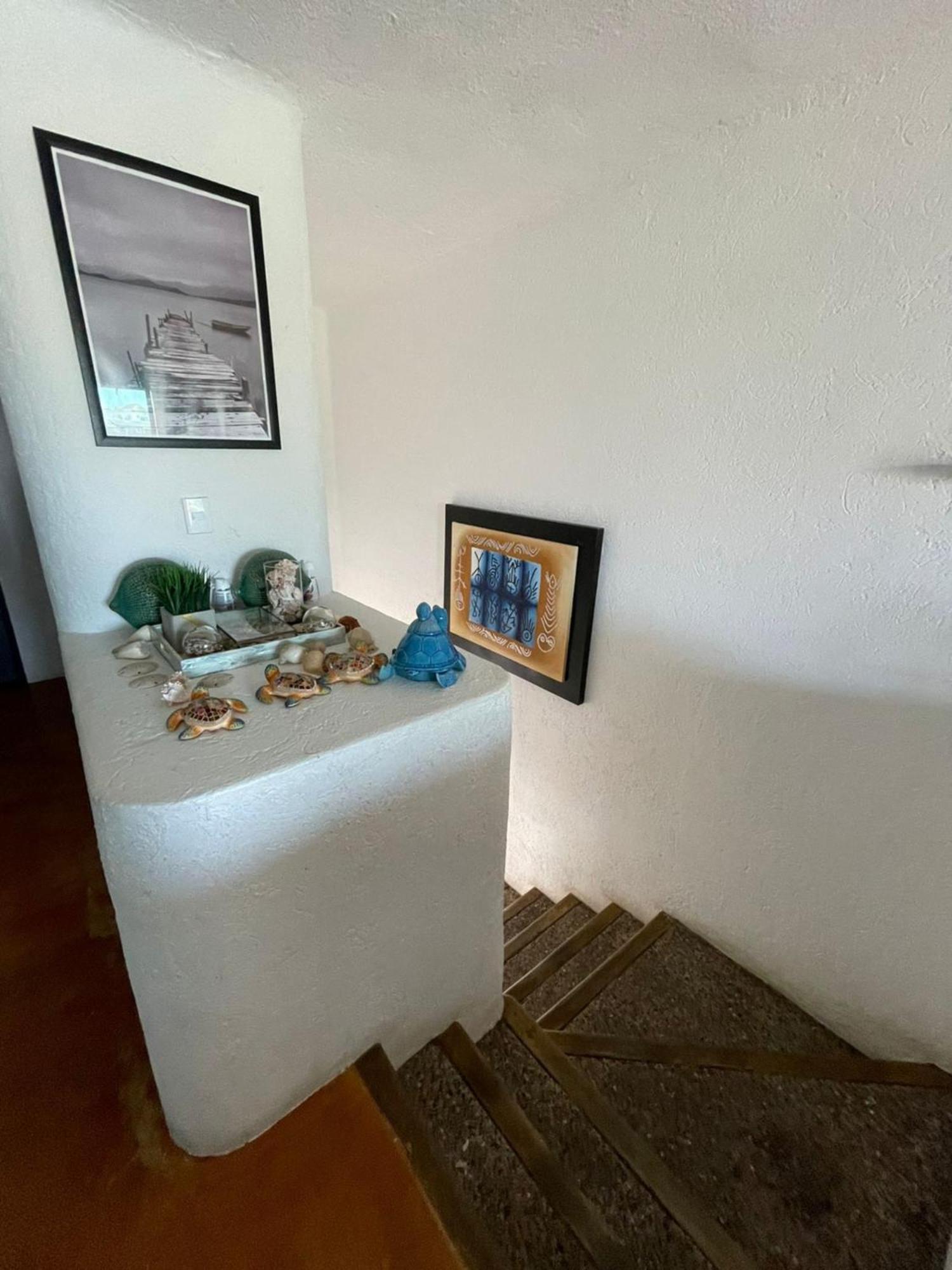 Three-Bedroom Villa - Photo 8