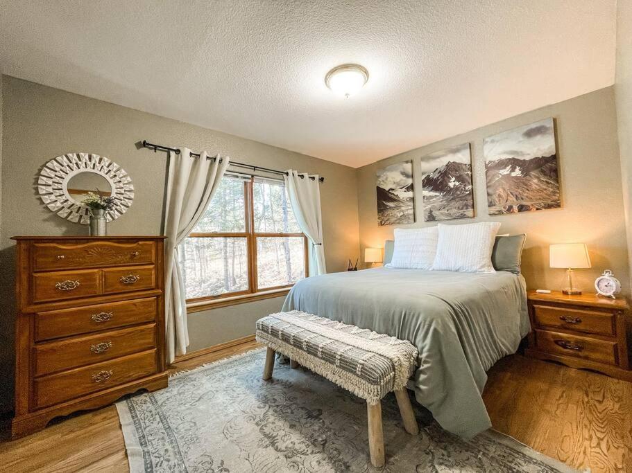 Four-Bedroom House photo 1