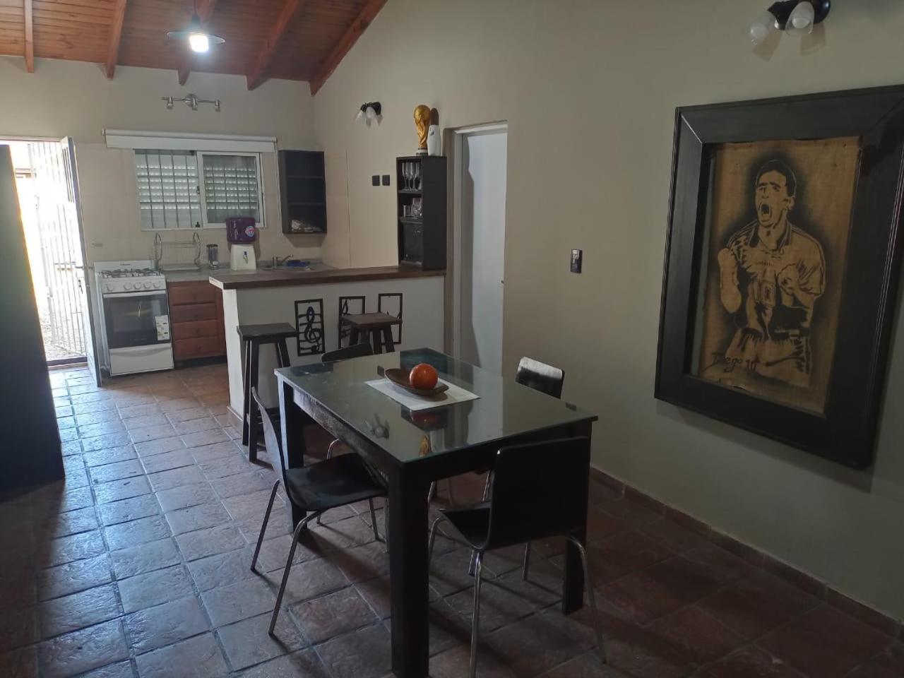 One-Bedroom House photo 2