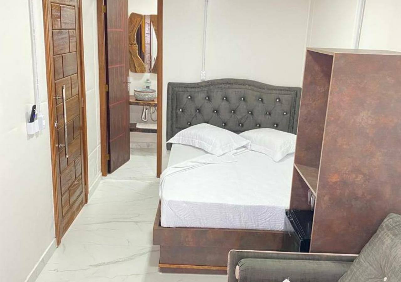Quadruple Room with Bath photo 3