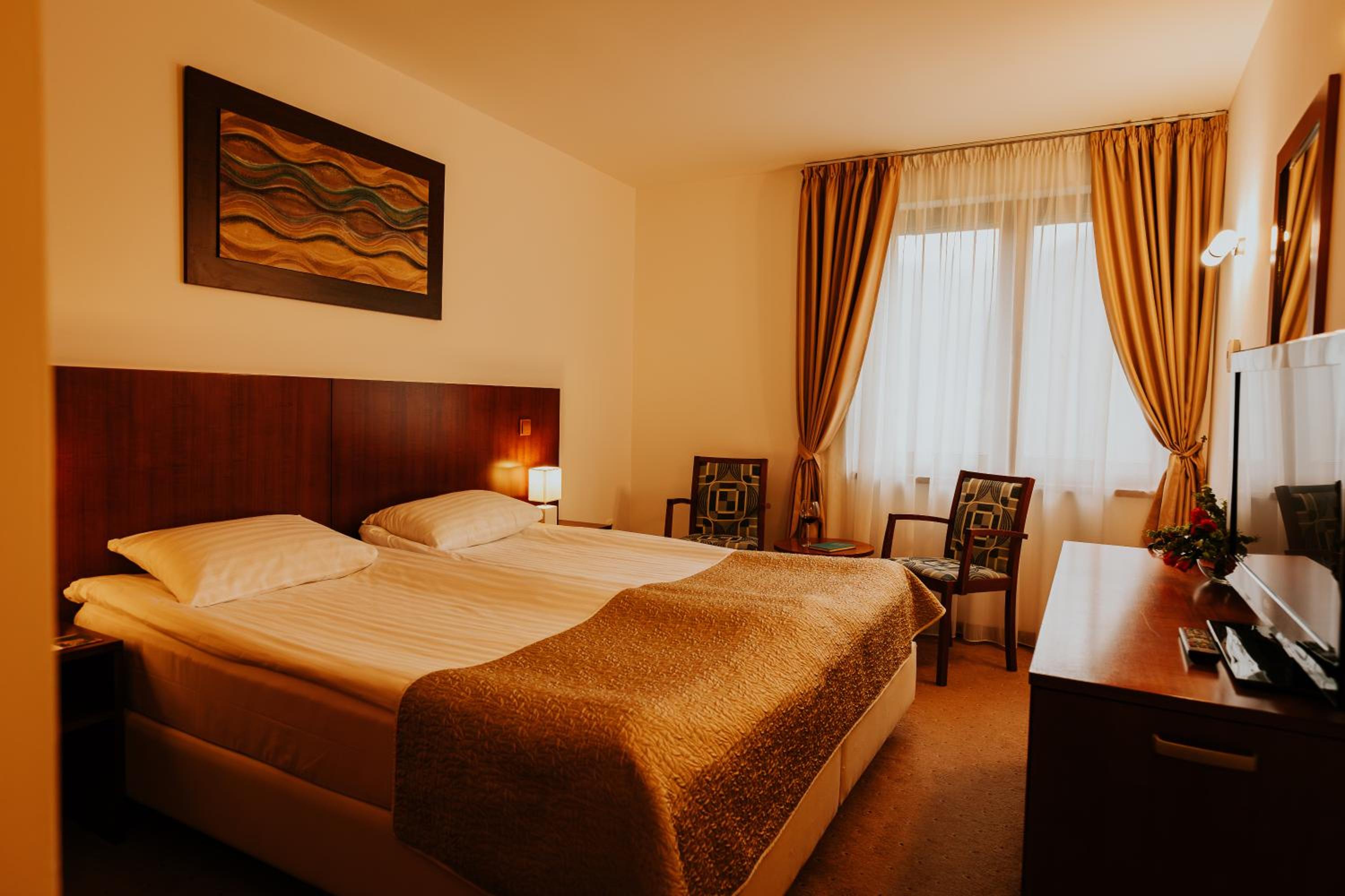 Double Room with Spa Access photo 1