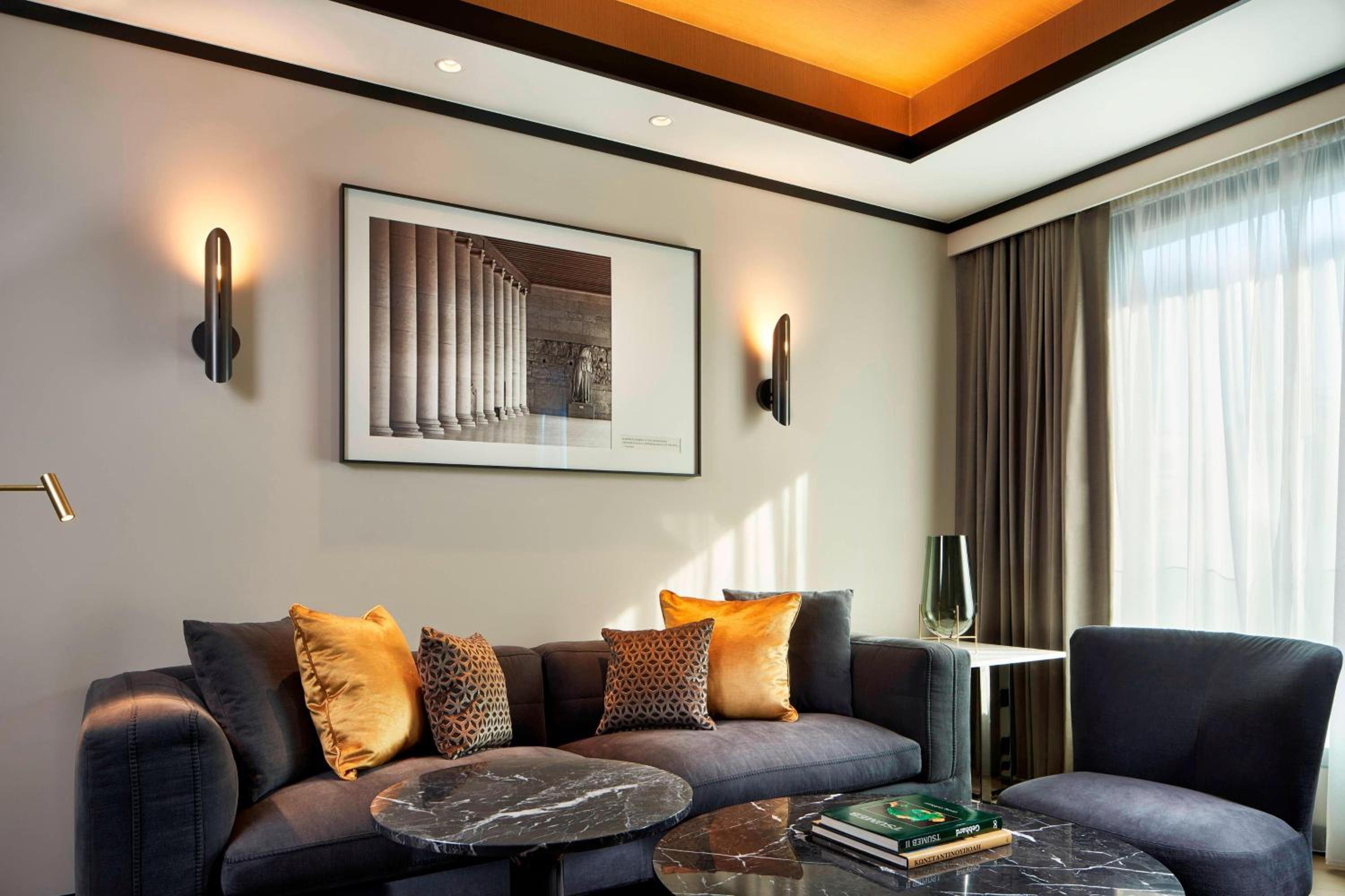 City View, One Bedroom Suite, 1 King Bed photo 3