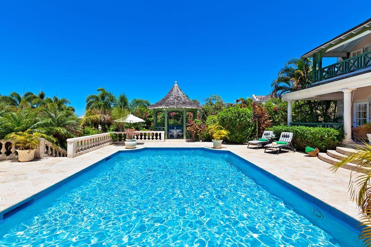 Superior Villa photo 2