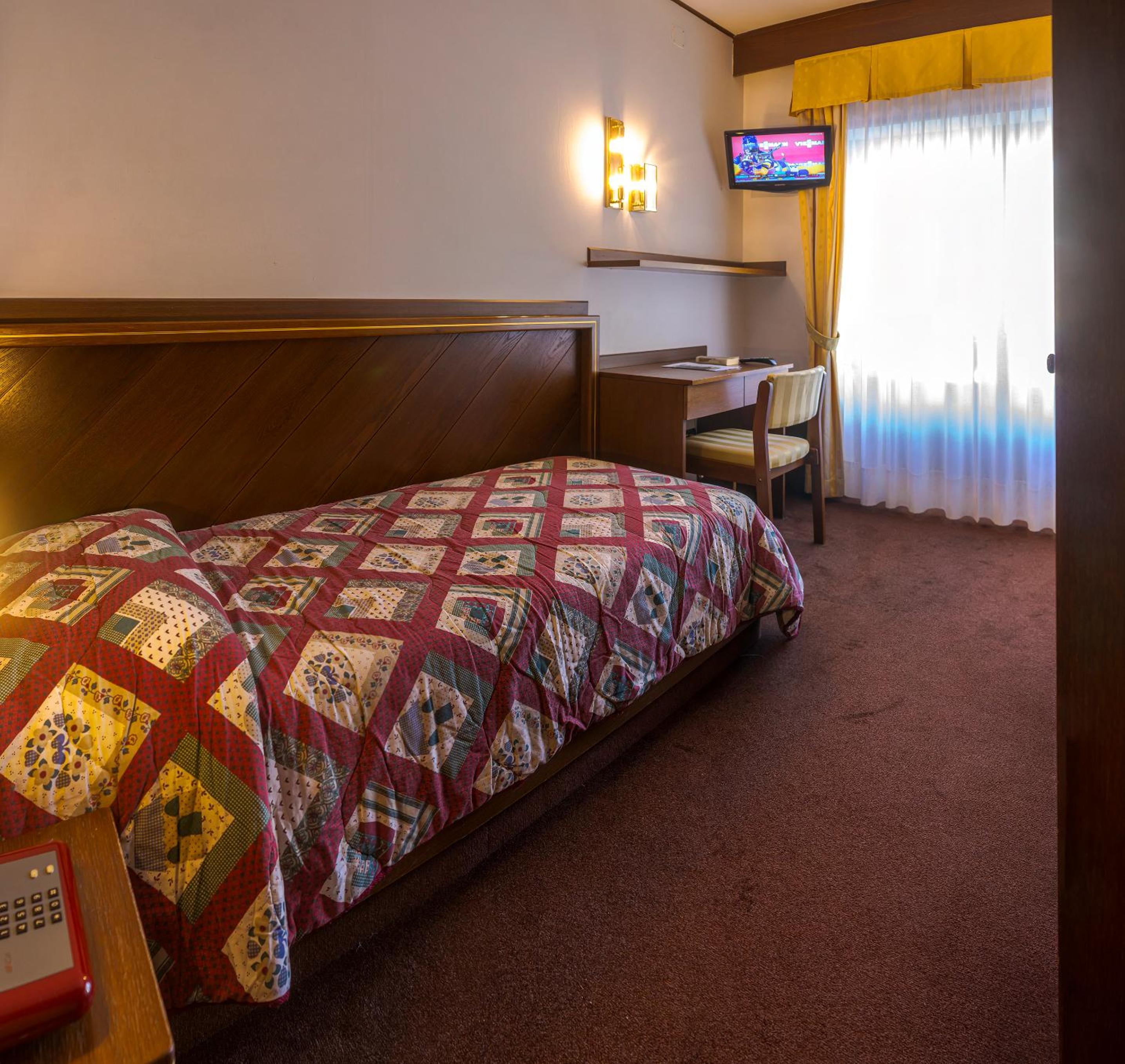 Comfort Single Room
