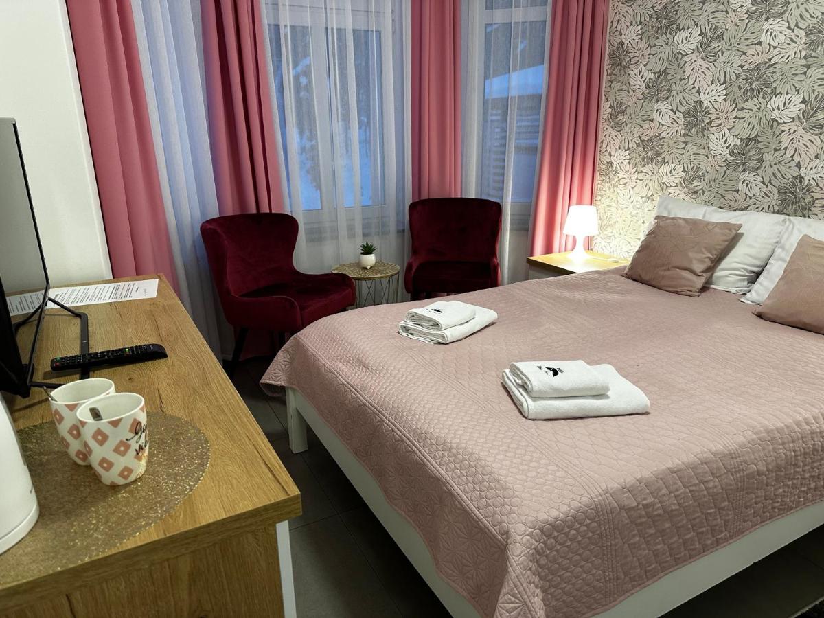 Standard Double Room photo 3