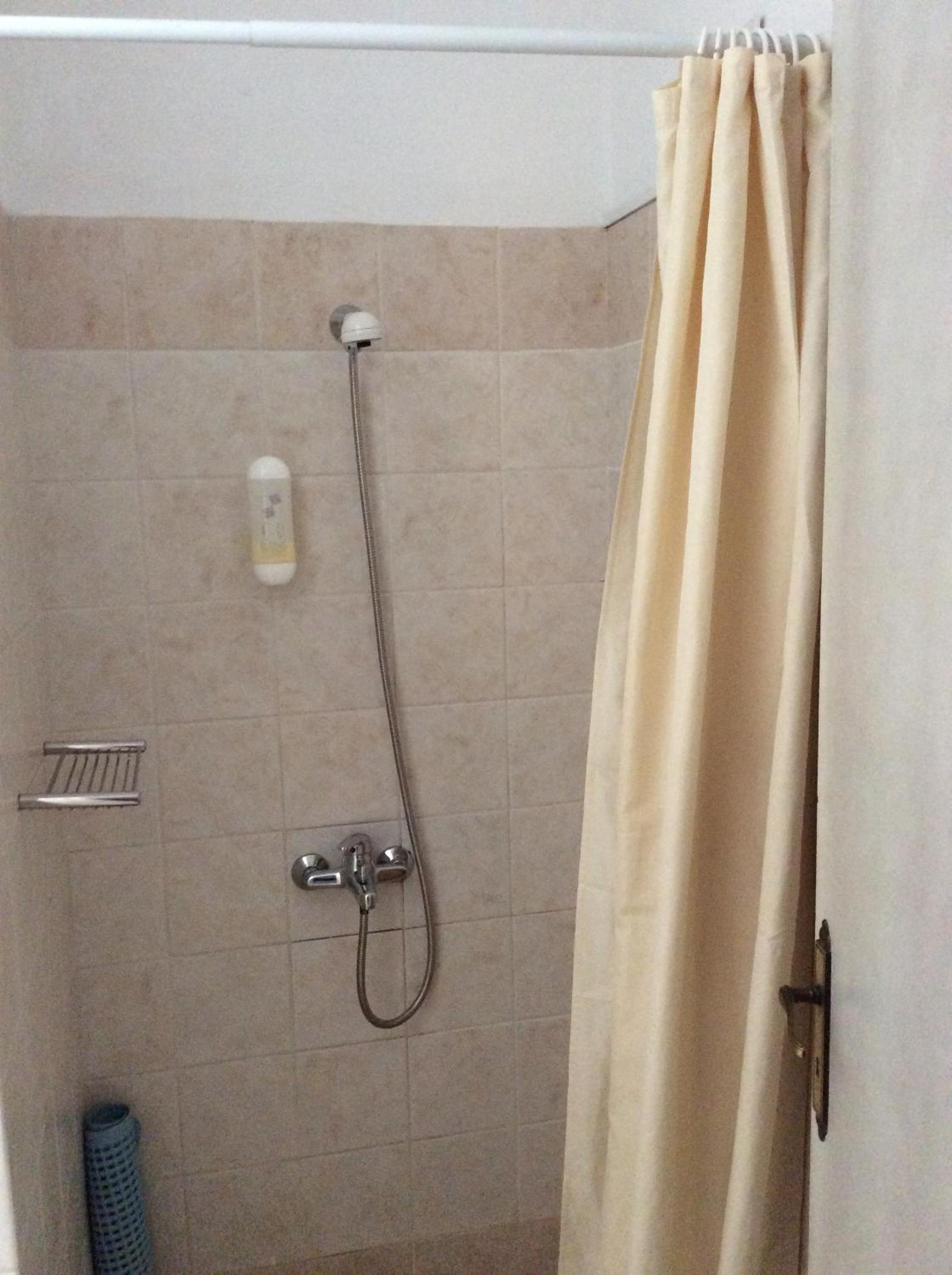 Double Room with Garden or Sea View - Photo 3