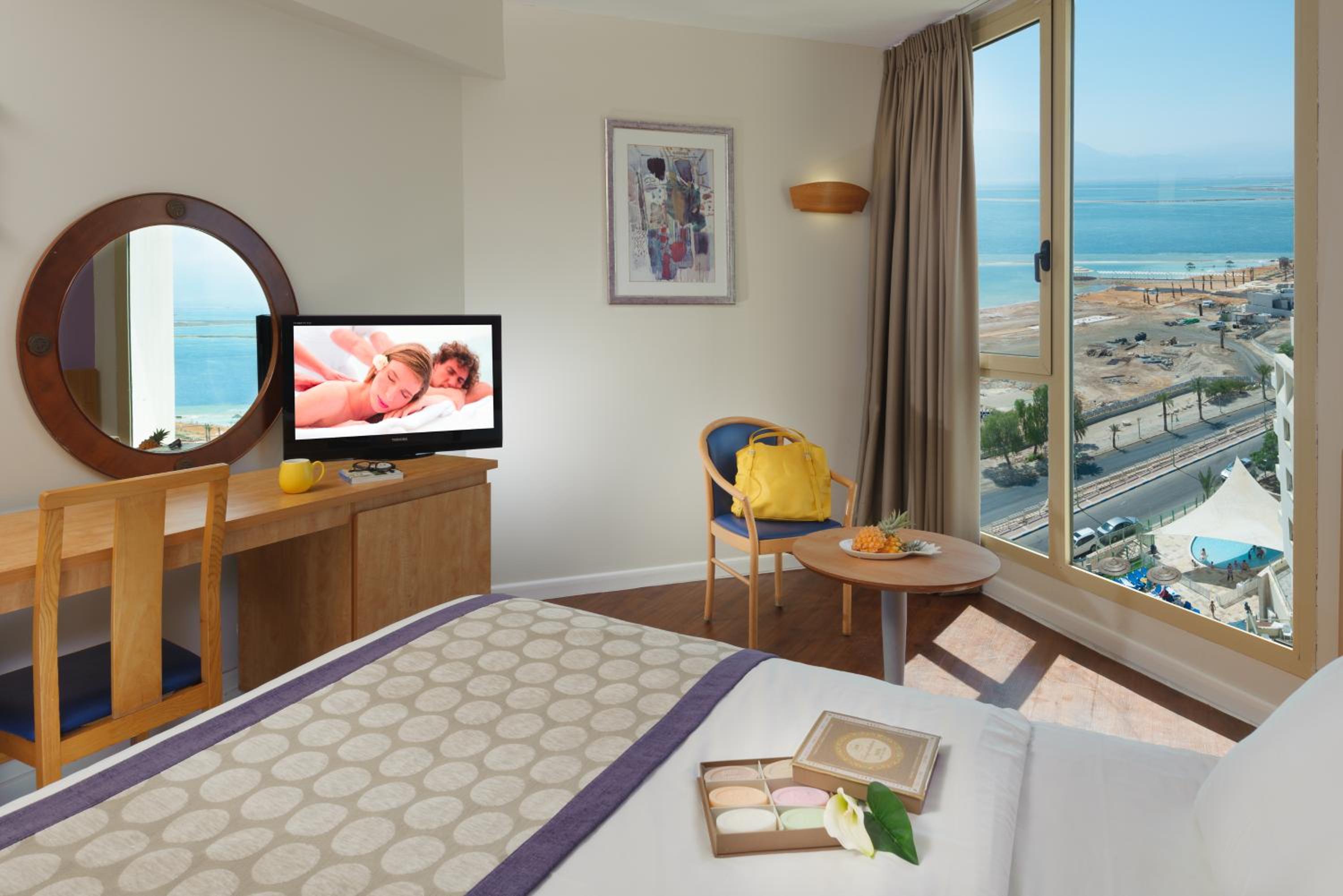 Superior Double or Twin Room with Pool View