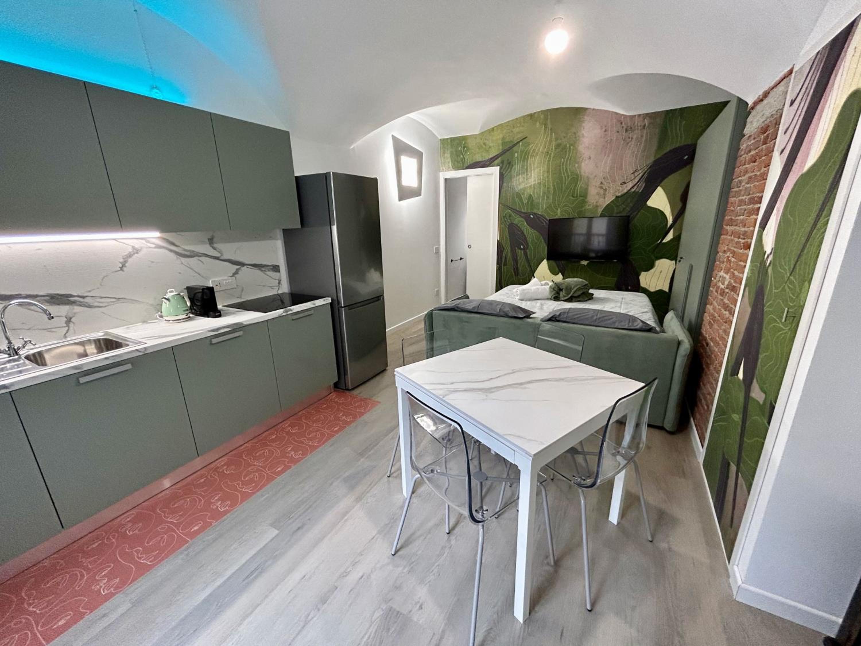 Studio Apartment