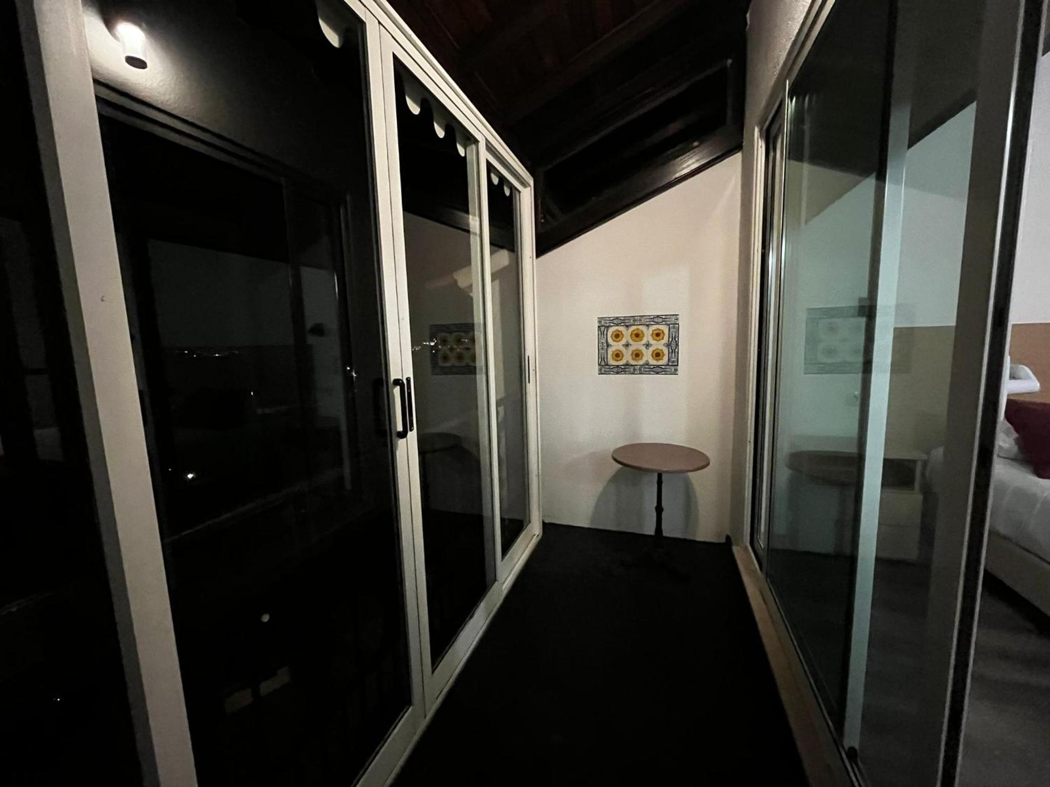 Double Room with Balcony and Sea View photo 3