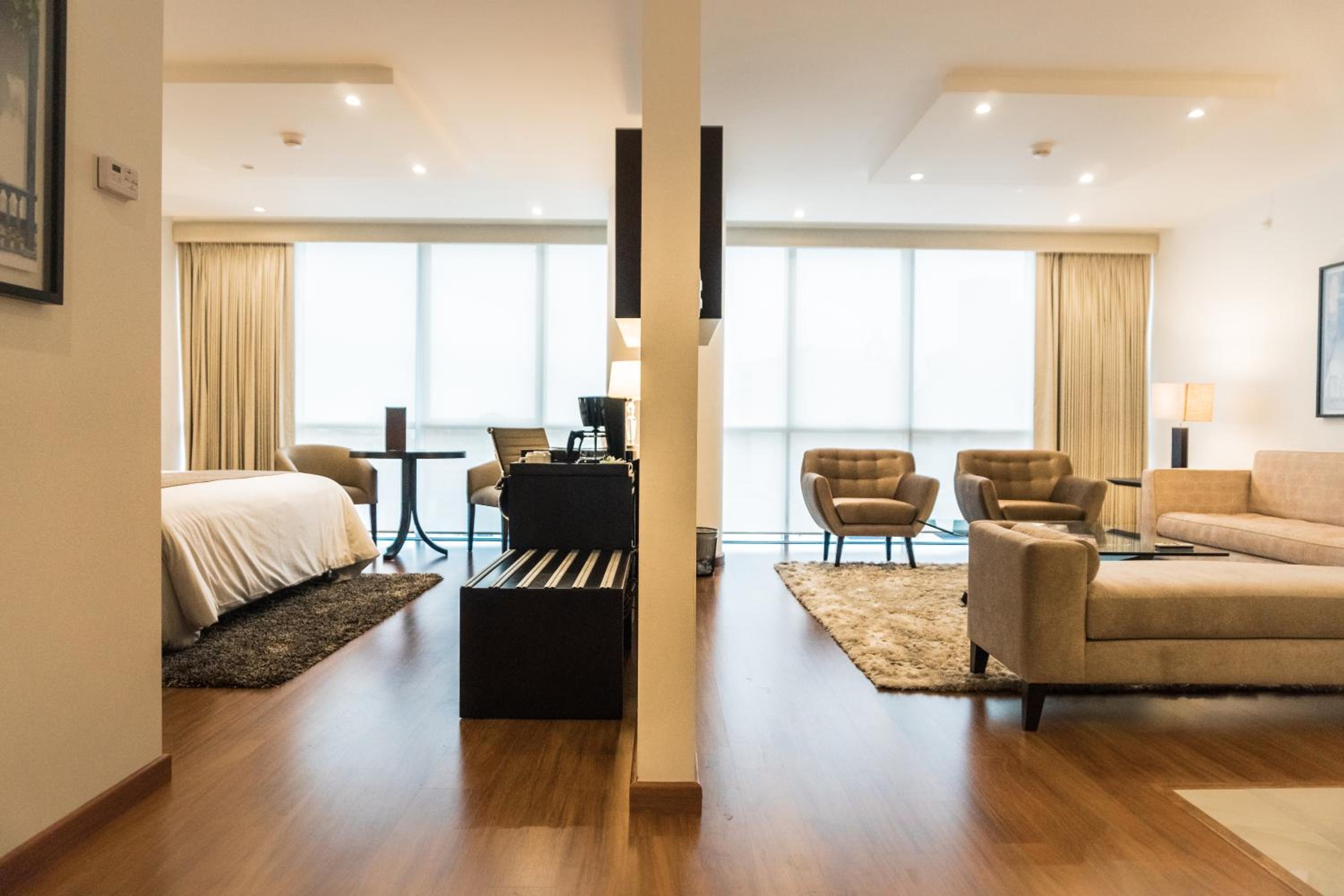 King Suite with Spa Bath