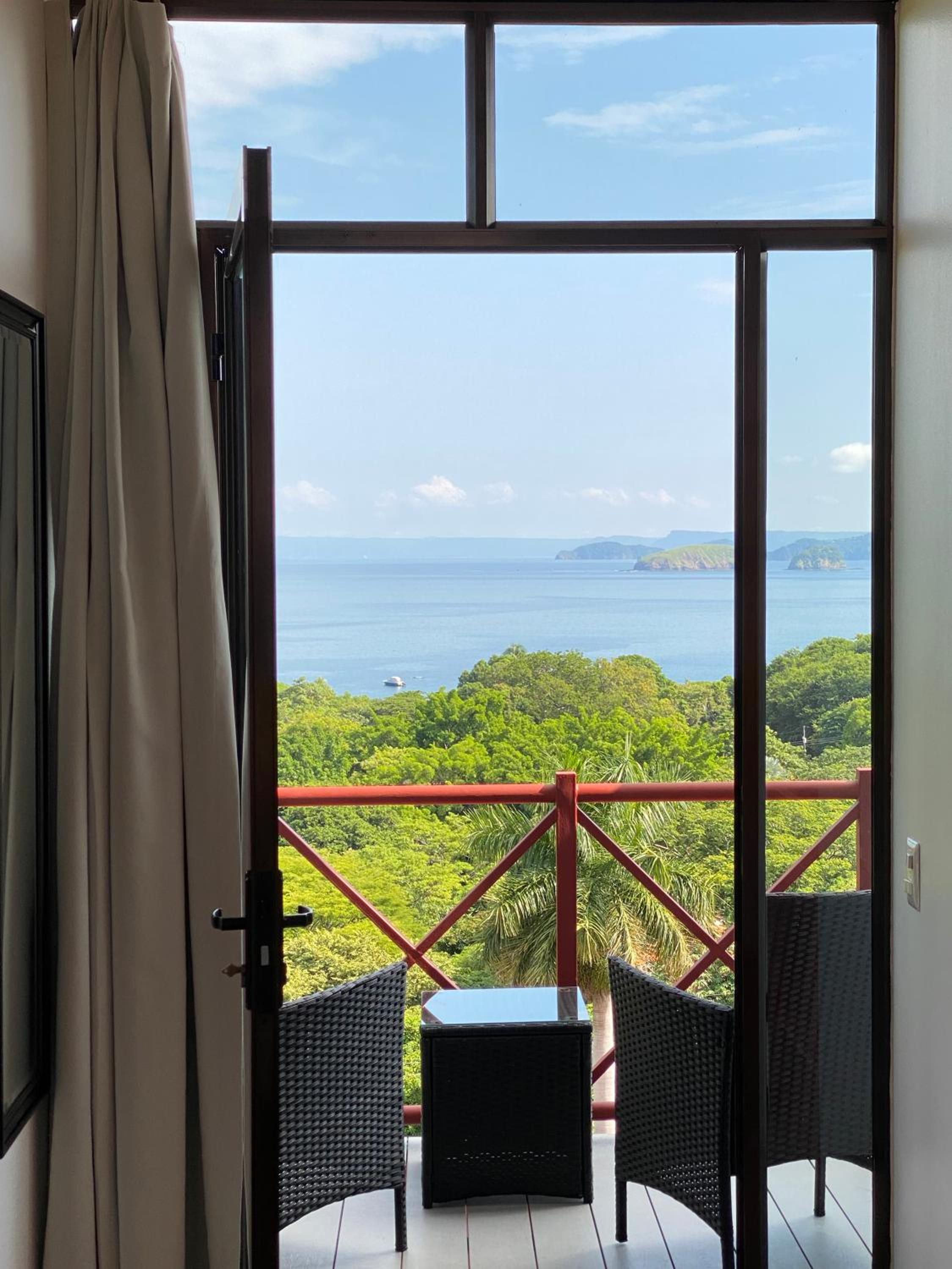 Deluxe Double Room with Balcony photo 2