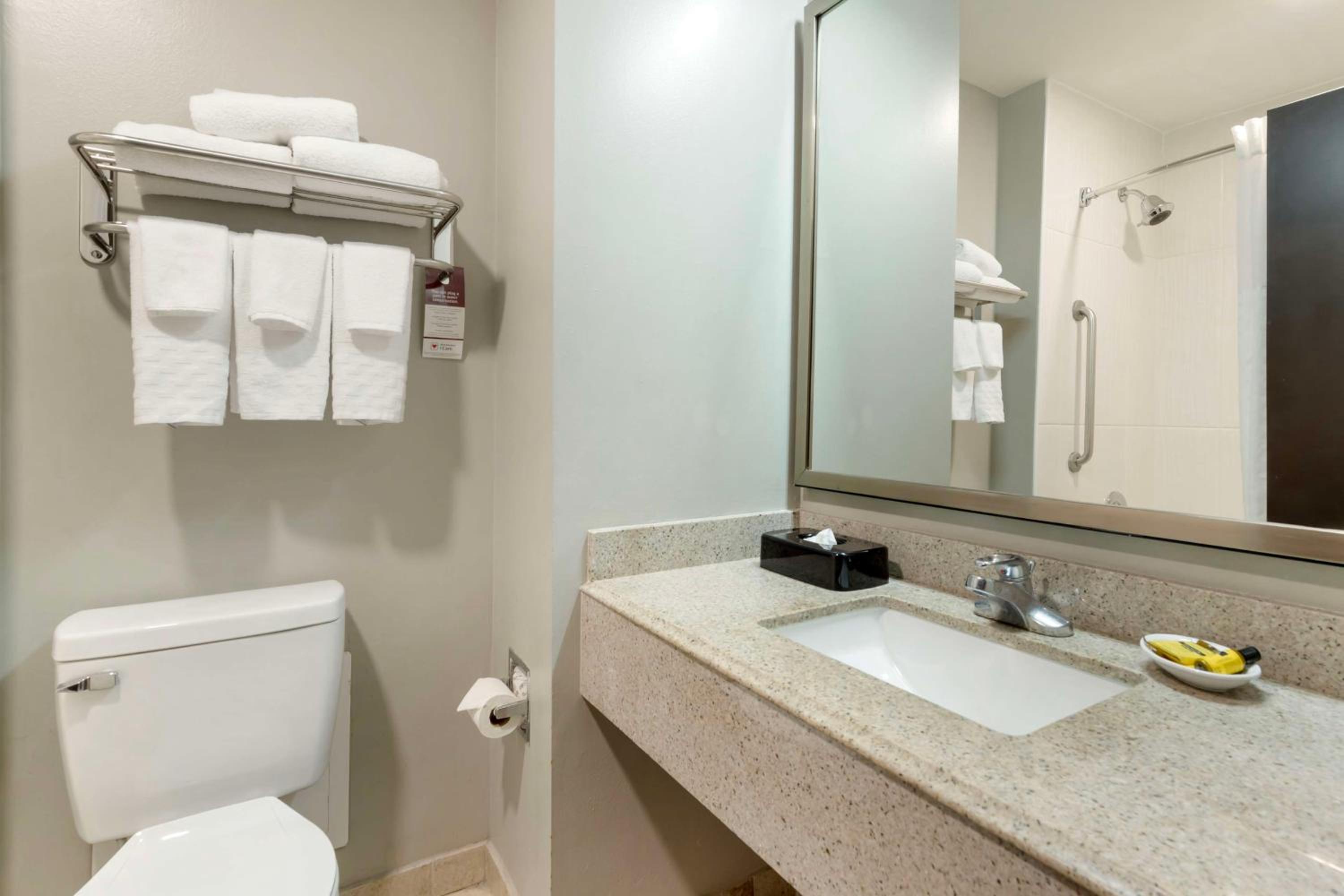 Junior Queen Suite with Two Queen Beds and Sofa Bed - Non-Smoking