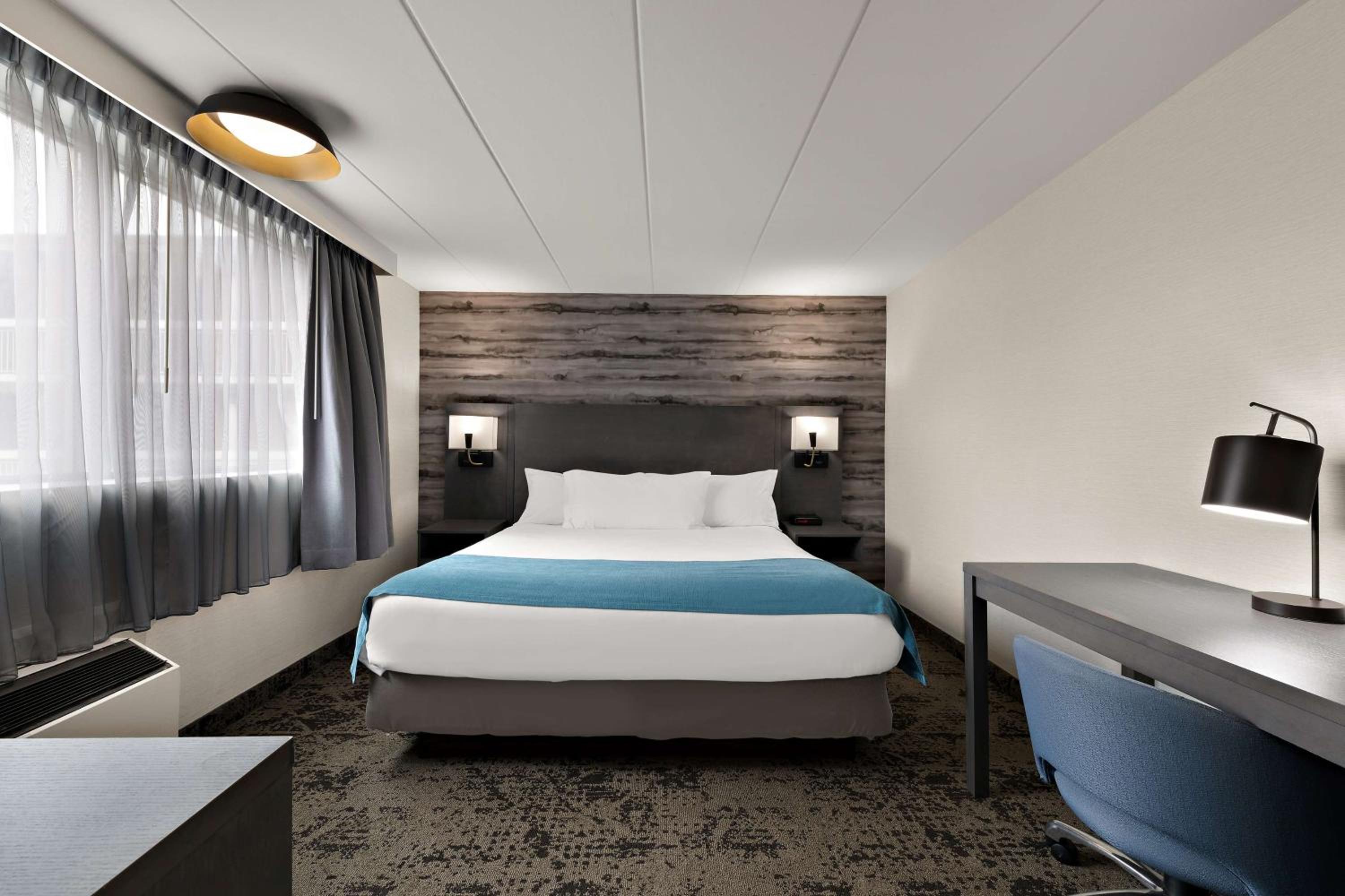 Cozy King Room - Photo 3