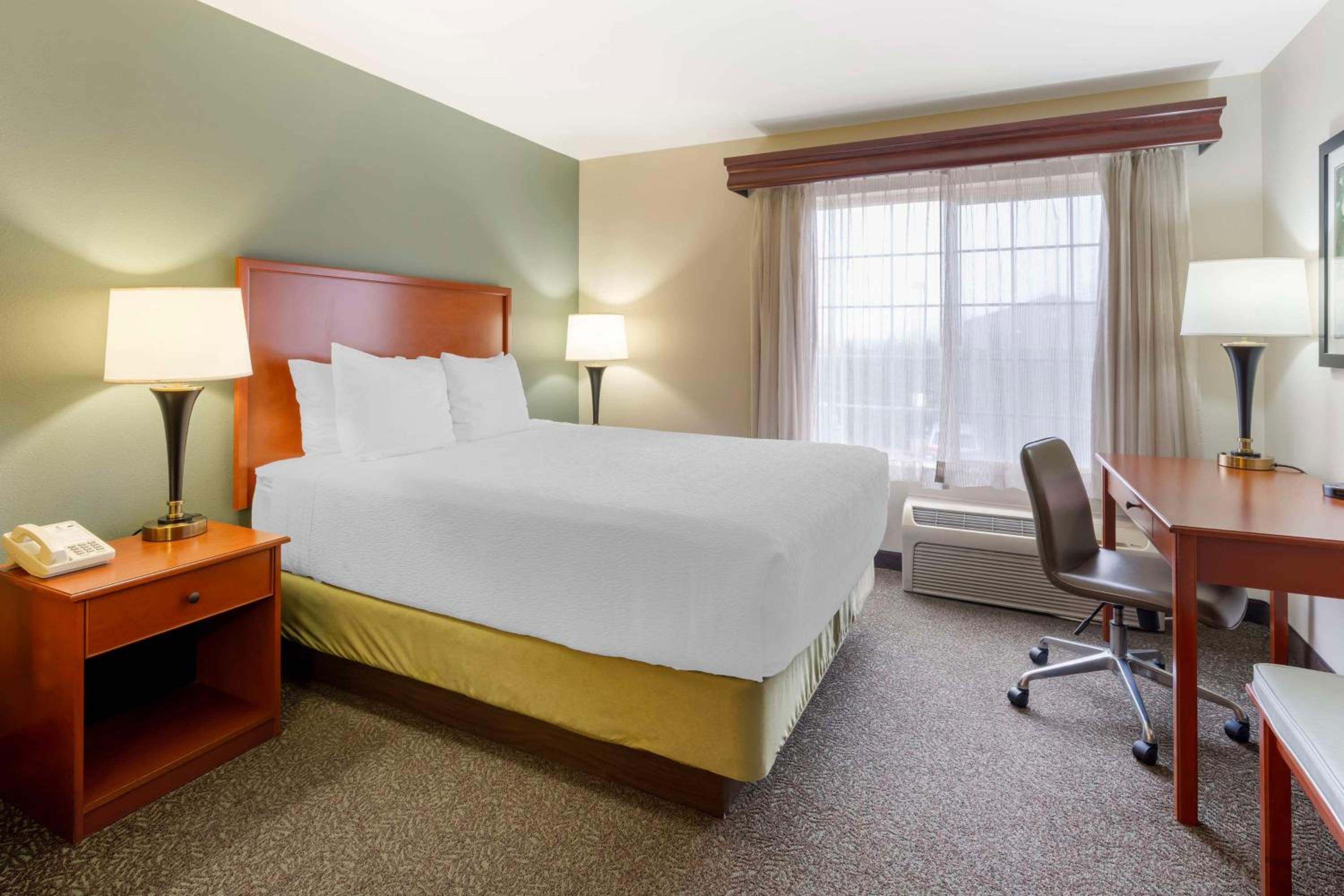 King Room with Spa Bath photo 2