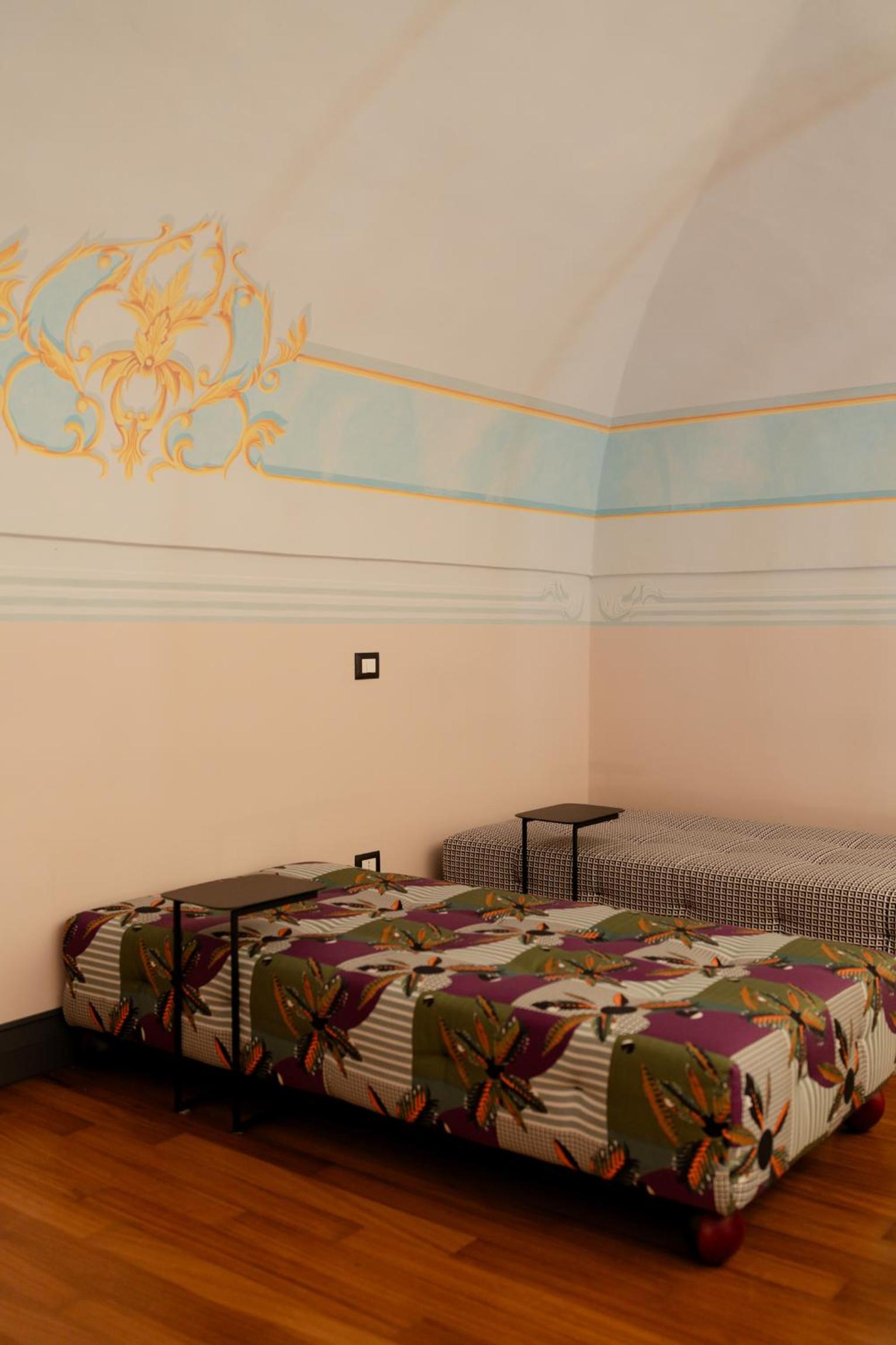 Junior Suite with Balcony - Photo 3