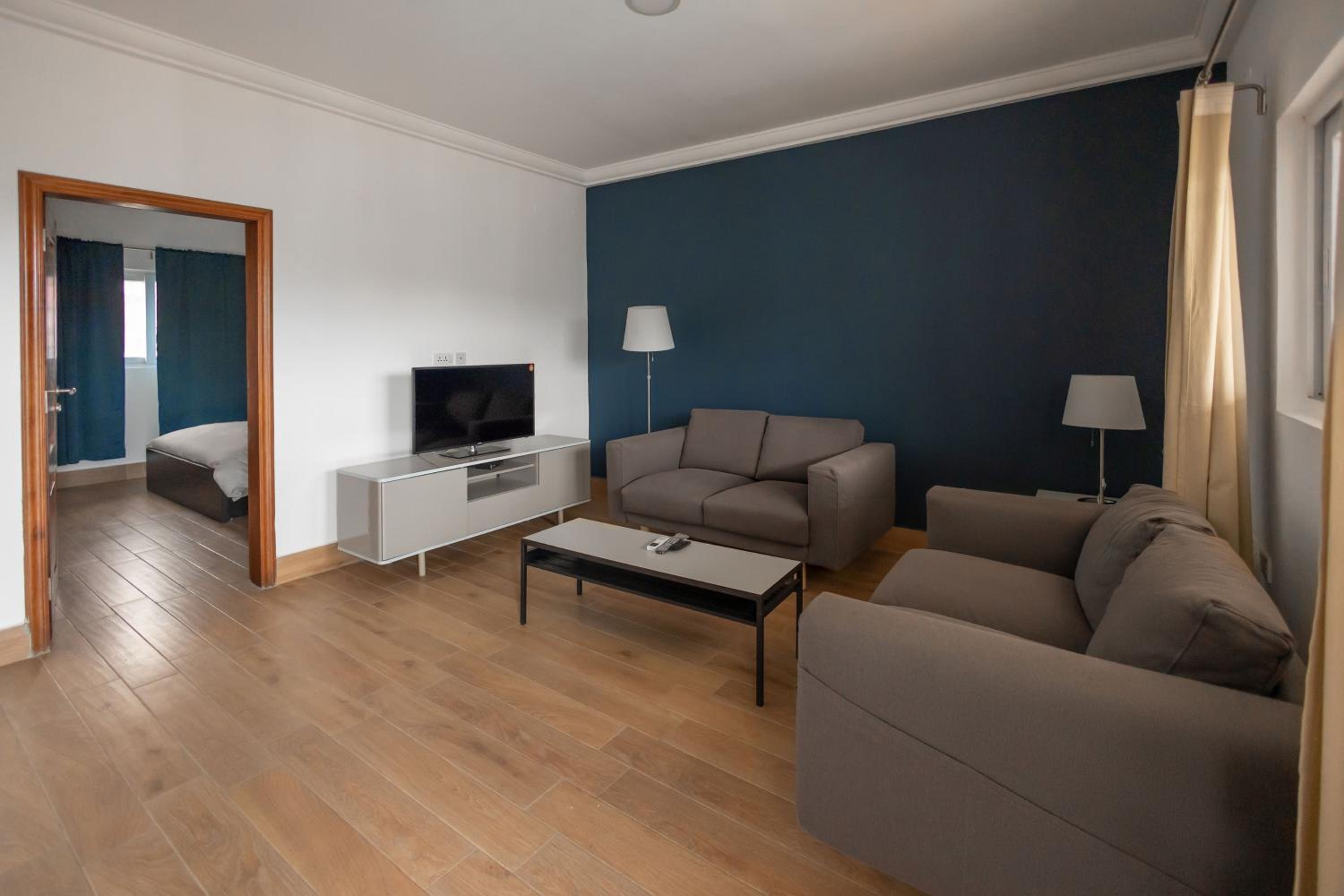 One-Bedroom Apartment photo 3