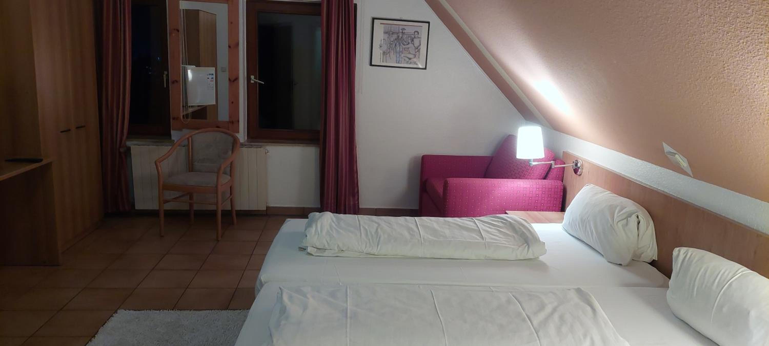 Double or Twin Room - Photo 1