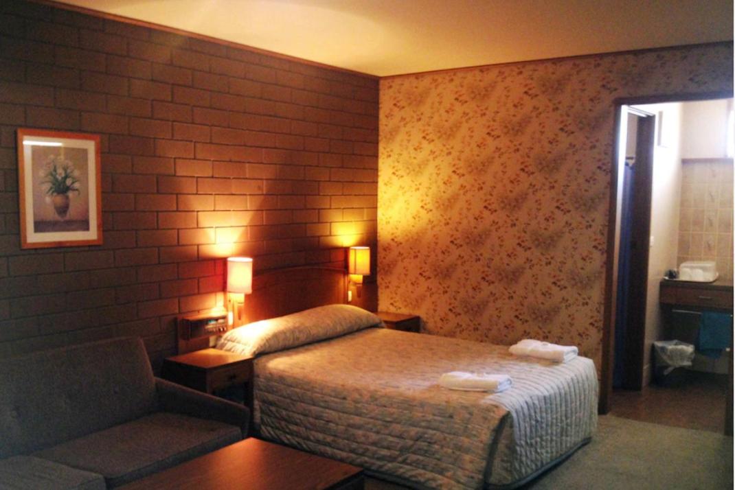Budget Double Room photo 2