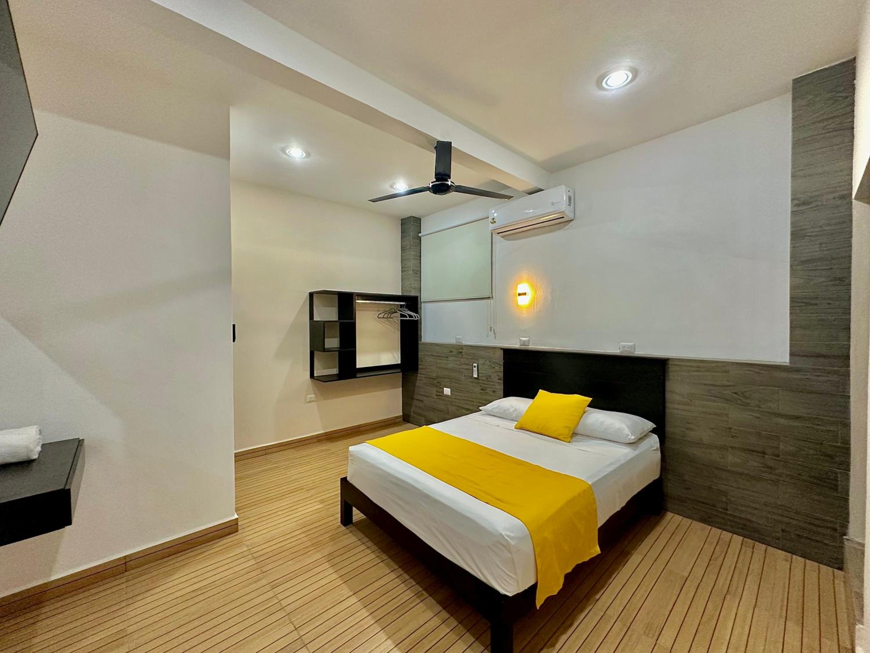 Deluxe Queen Room photo 1