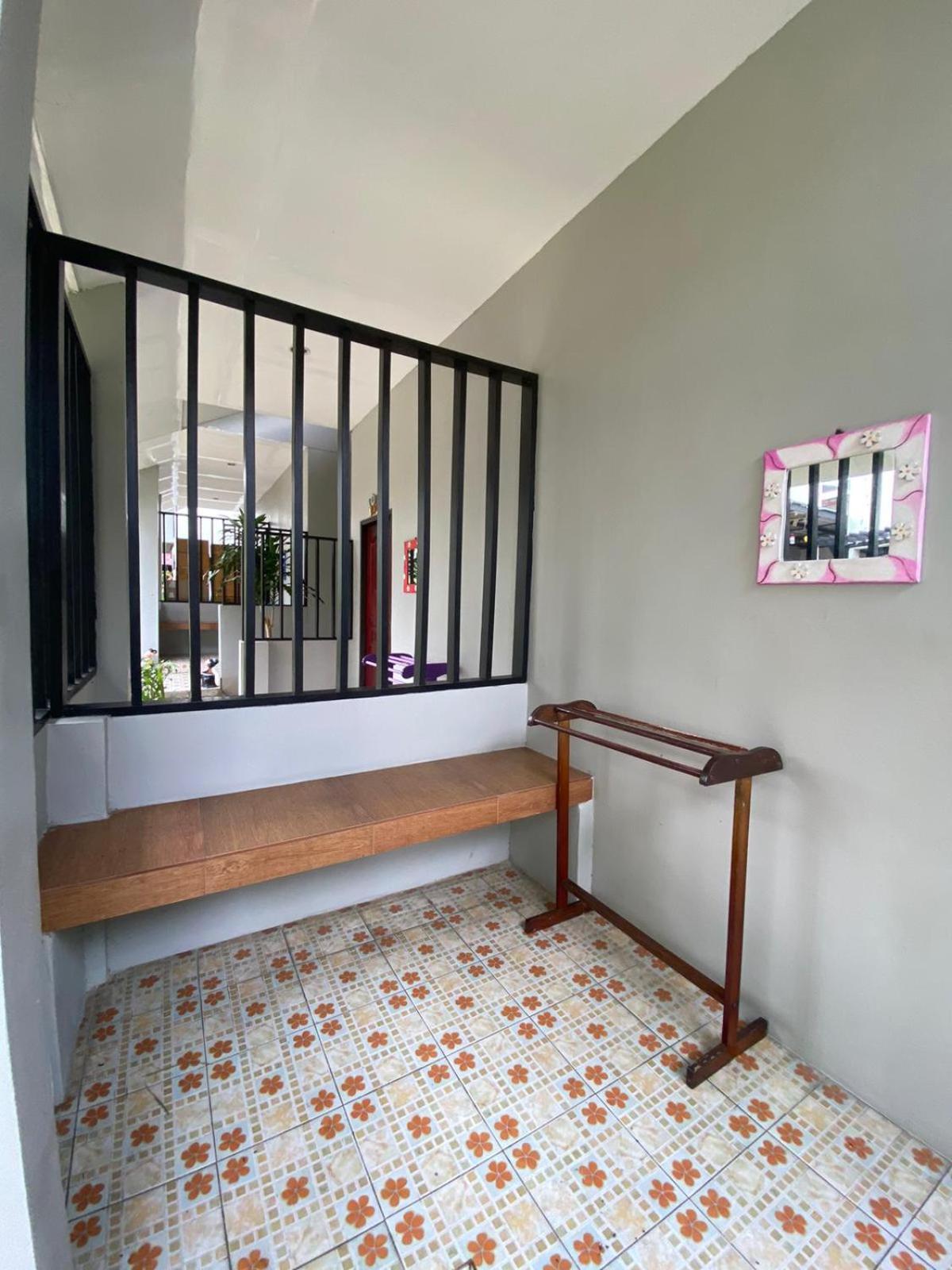 Budget Double Room photo 3