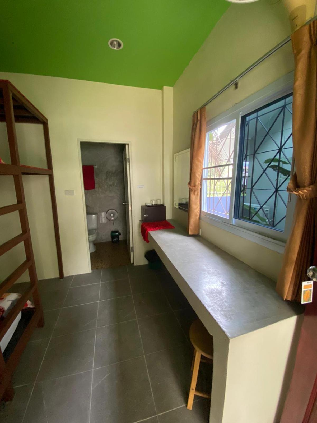 Budget Double Room photo 2