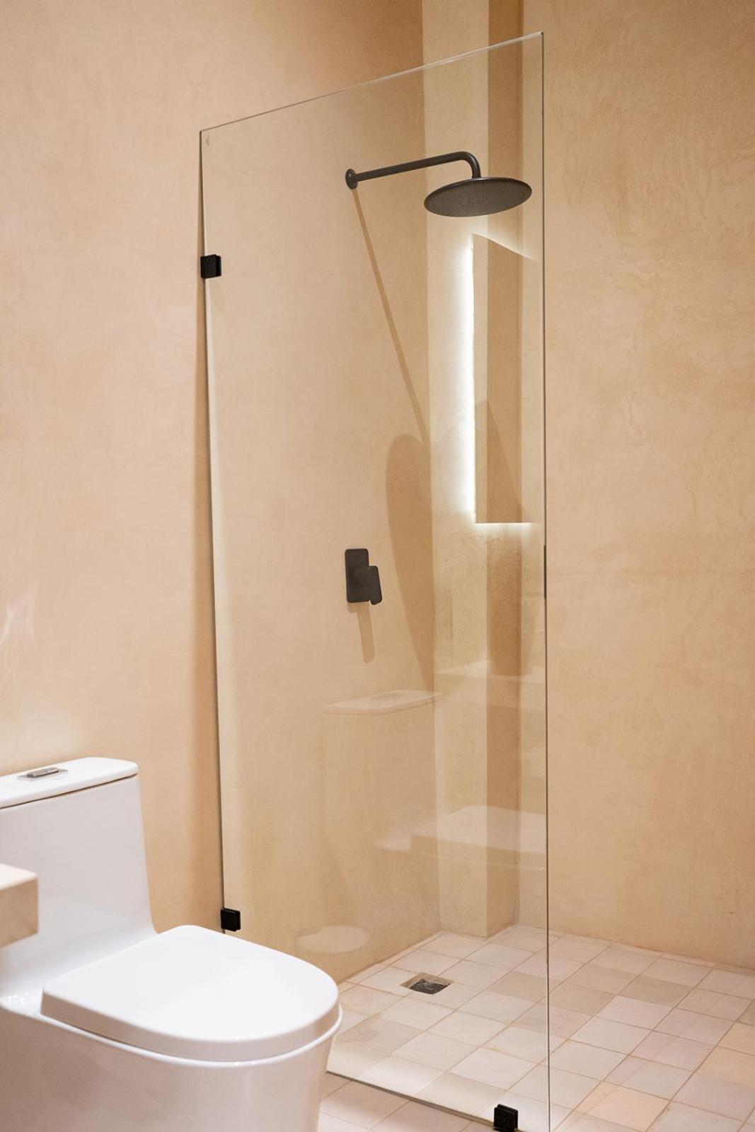 Double Room - Photo 10