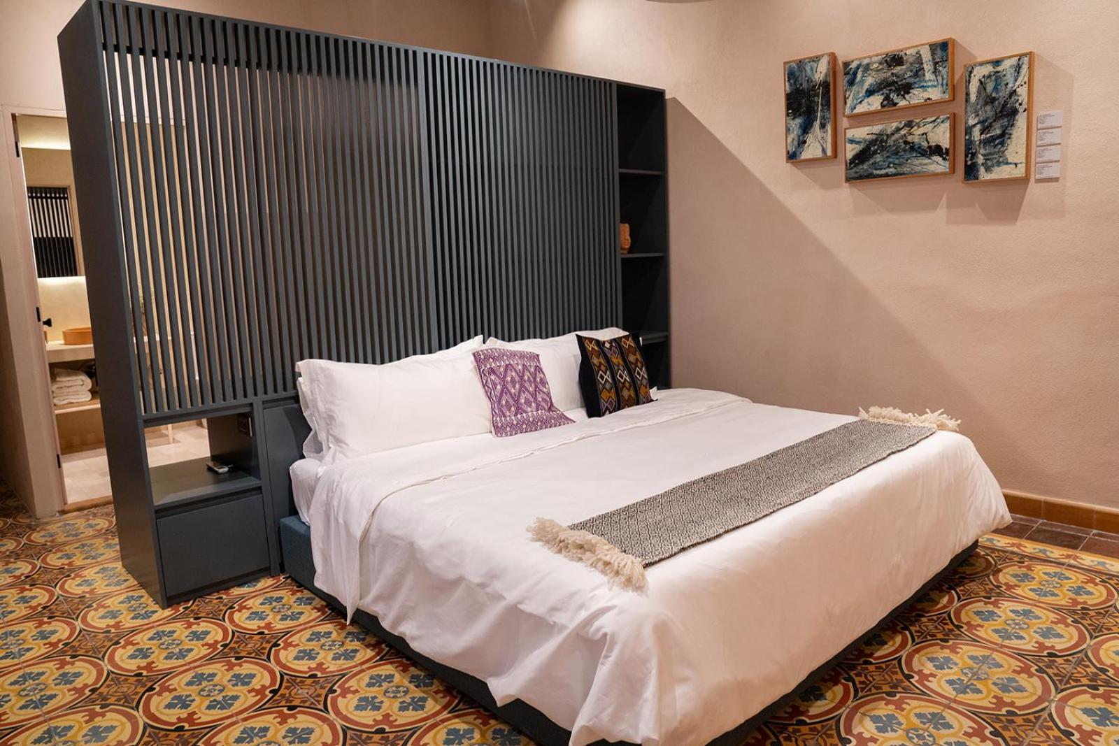 Double Room - Photo 9