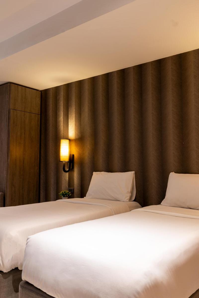 Large Twin Room photo 2