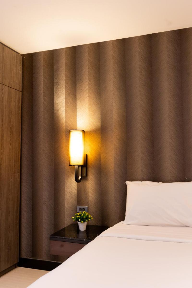 Large Twin Room