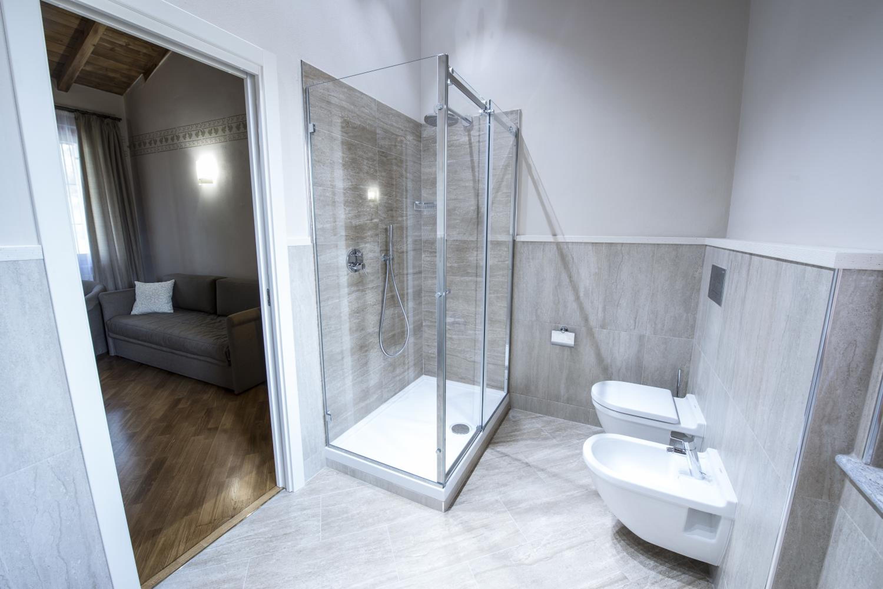 Deluxe Triple Room photo 3